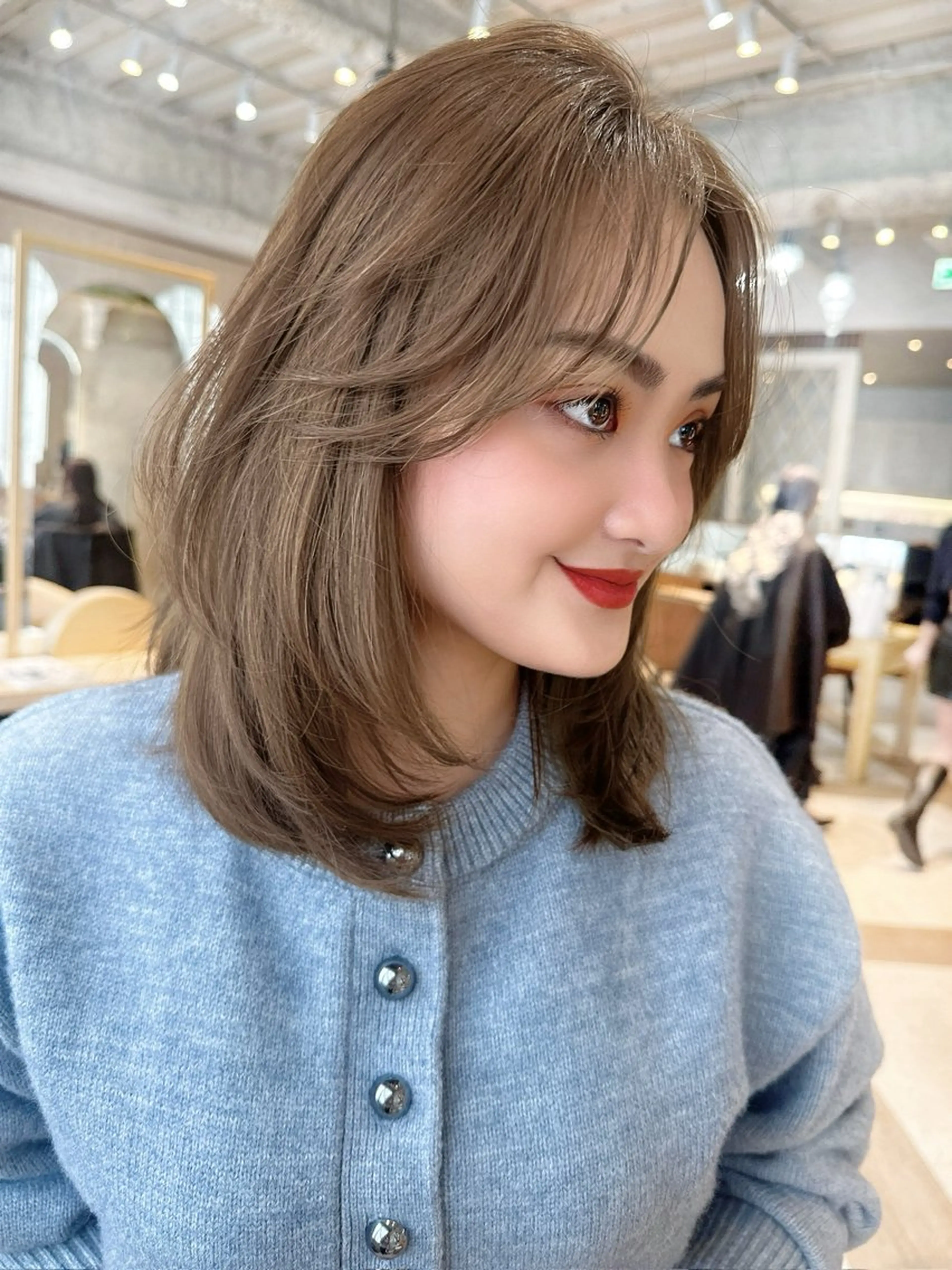 ミディアム カラー ヘアアレンジ ツヤ髪になりたい方へ 🩷柴田知亜希のヘアスタイル