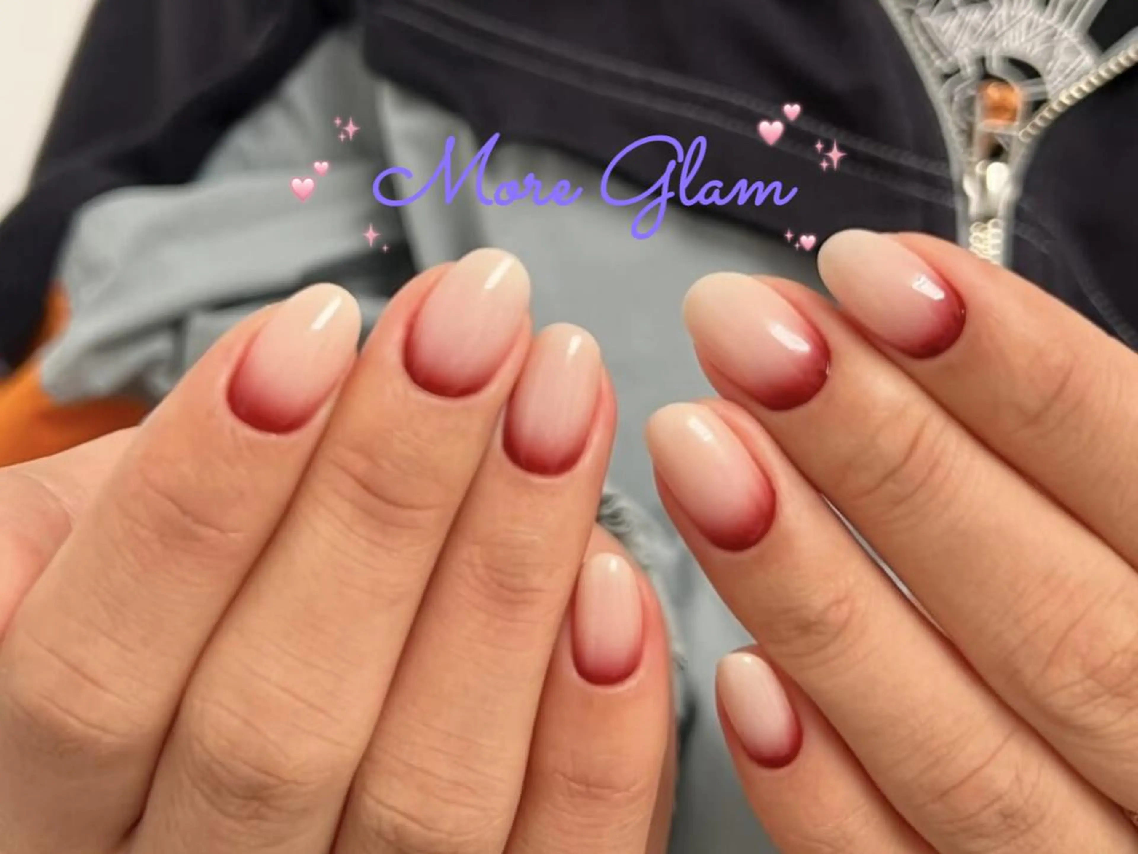 ネイル 長さ出し フットネイル フレンチネイル ジェルネイル ガラスフレンチ MoreGlam Nailsのネイルデザイン