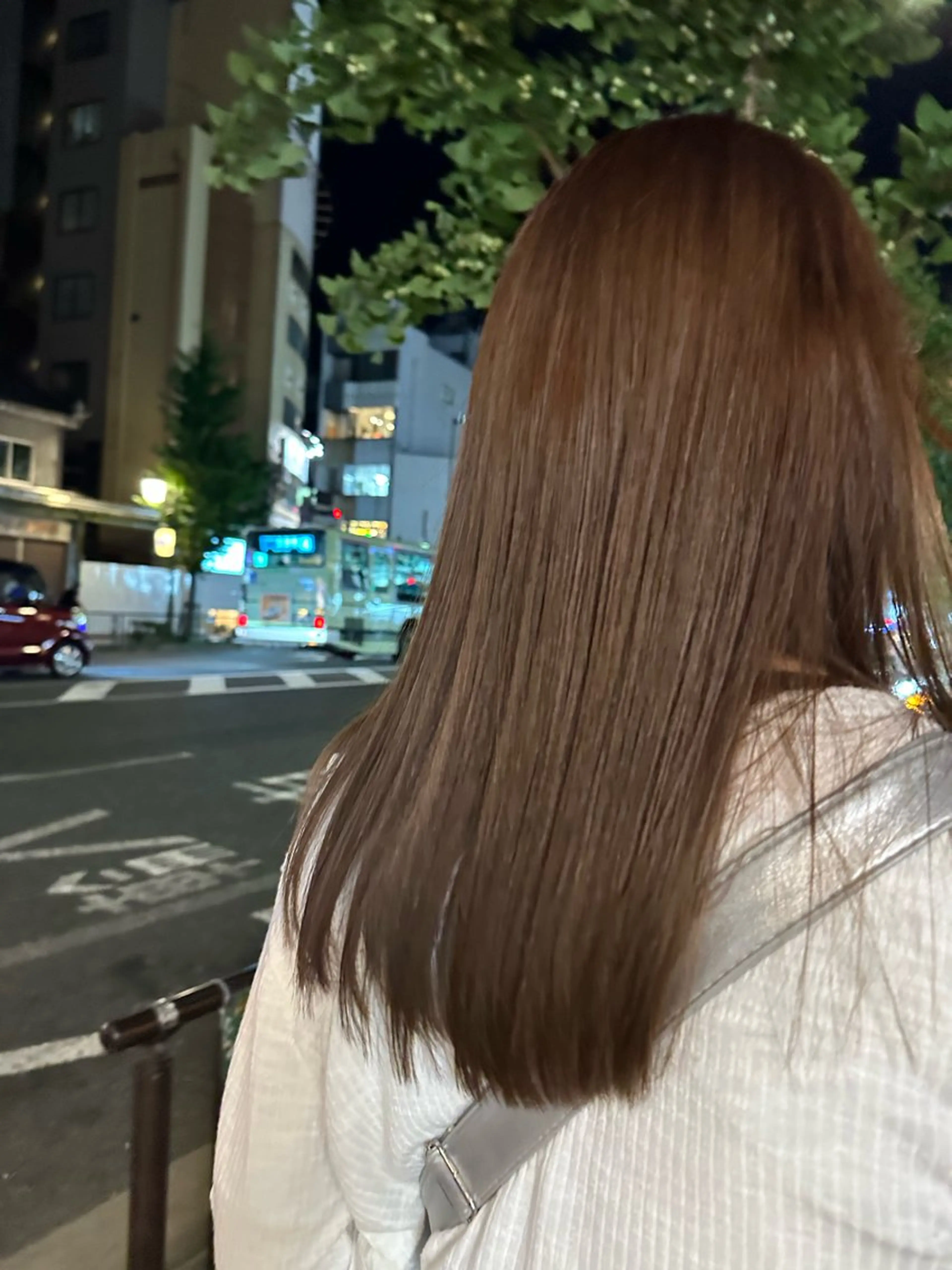 セミロング ニシグチ サヨのヘアスタイル