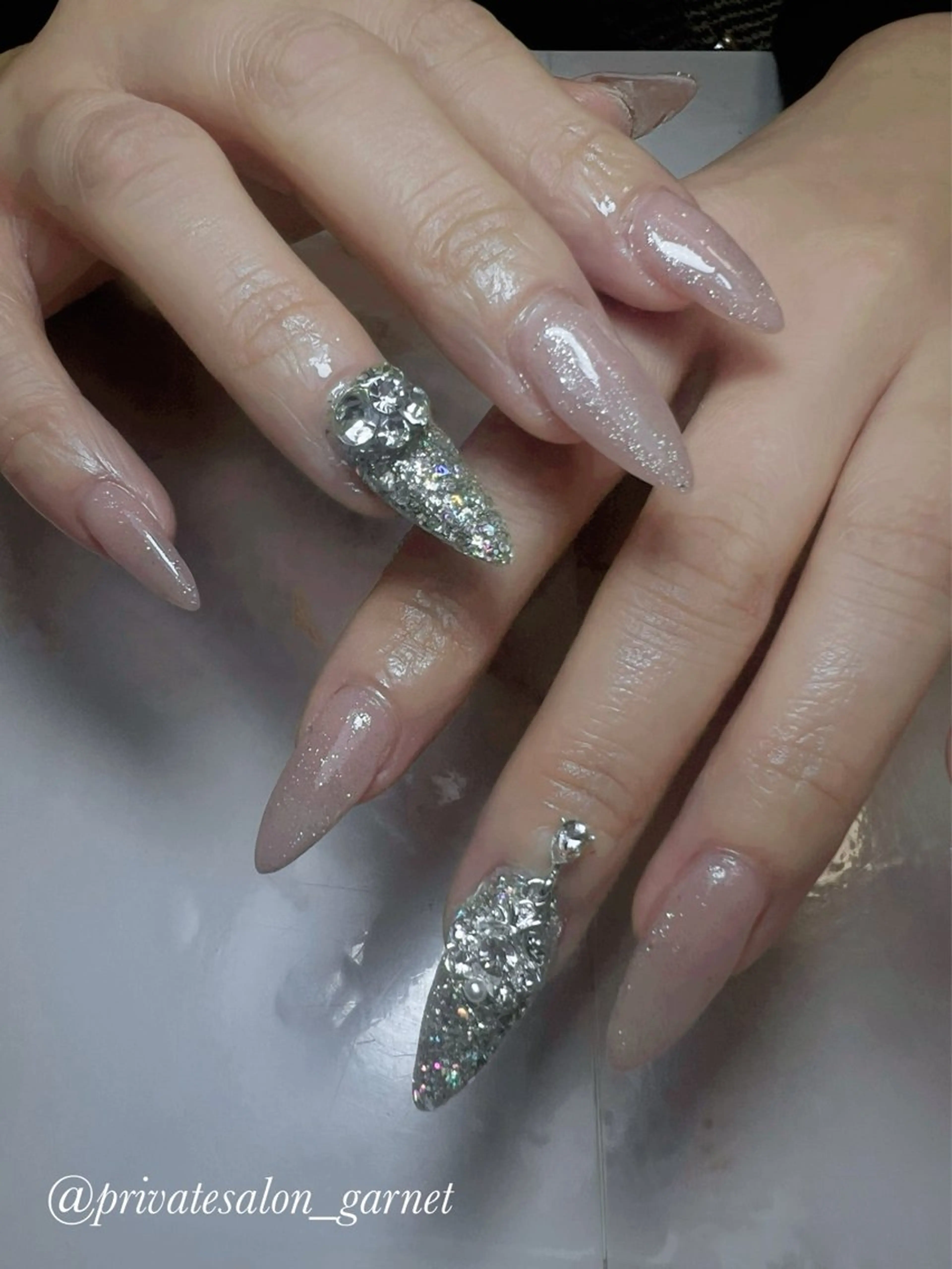 ネイル ワンホンネイル Garnet nailのネイルデザイン