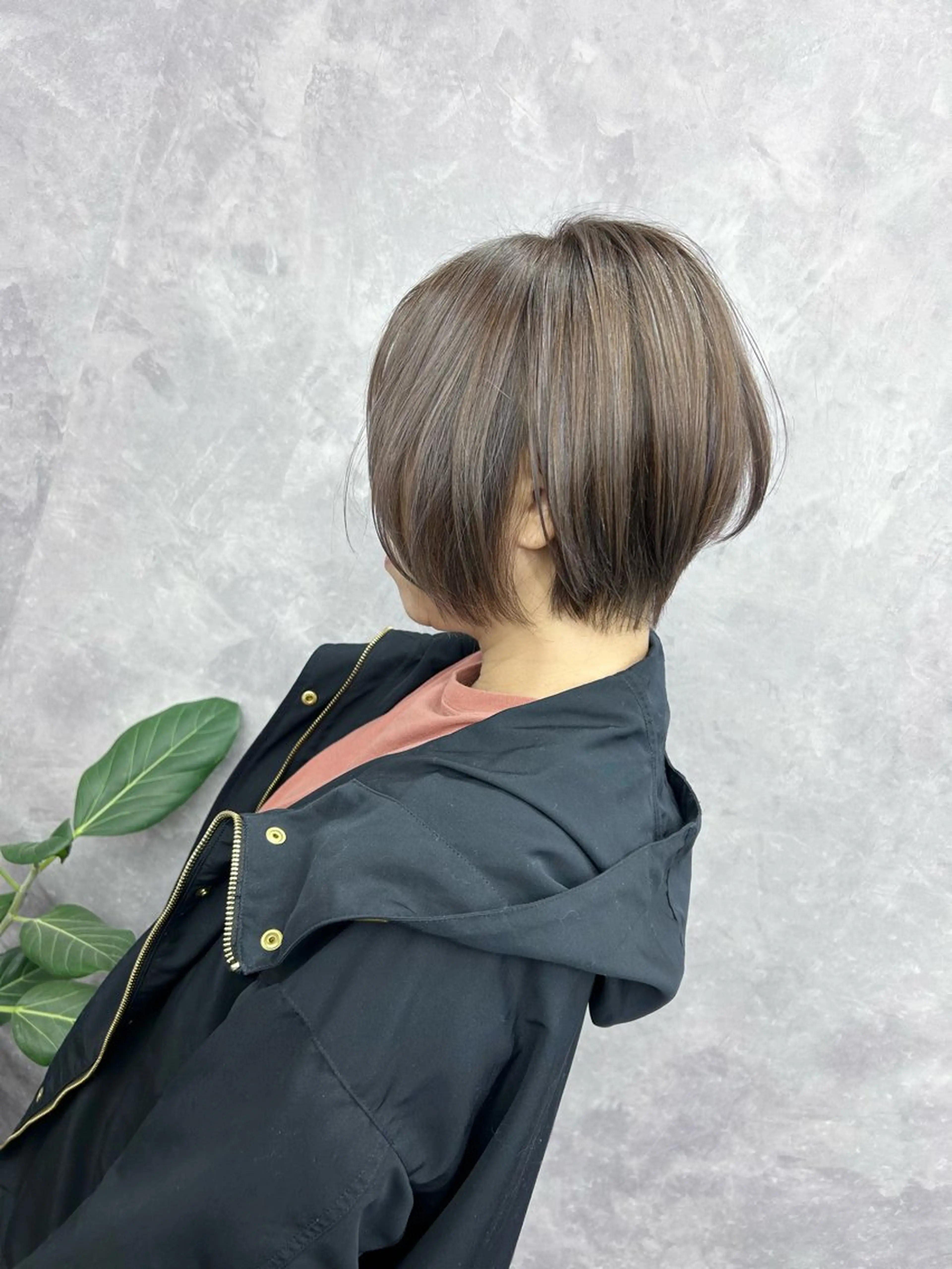 ショート ラベンダーベージュ カット ヘアカラー AN'TIA小作所属・AN'TIA小作代表 ⭐︎kazuma⭐︎のヘアスタイル