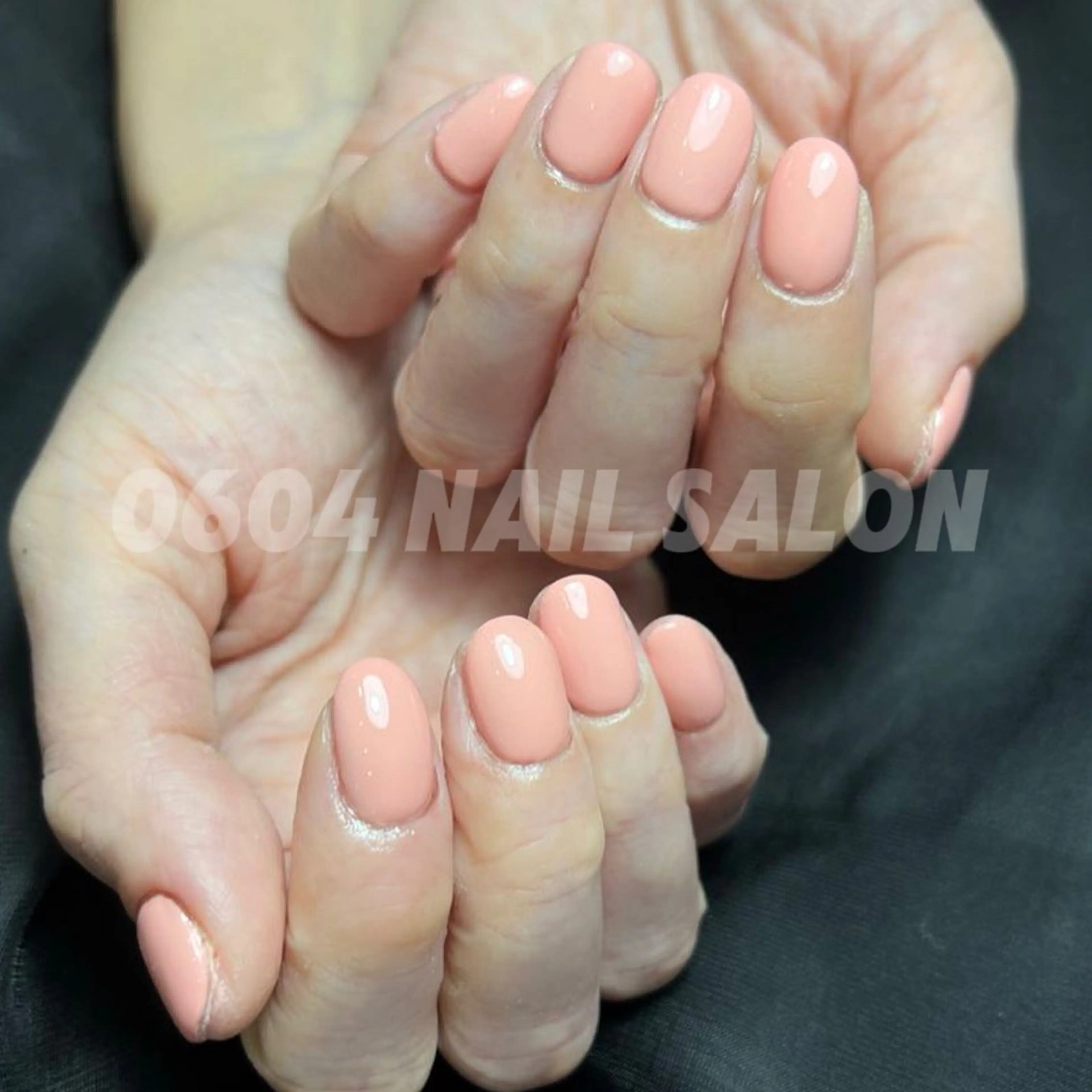 ネイル ishiro 🍂のネイルデザイン