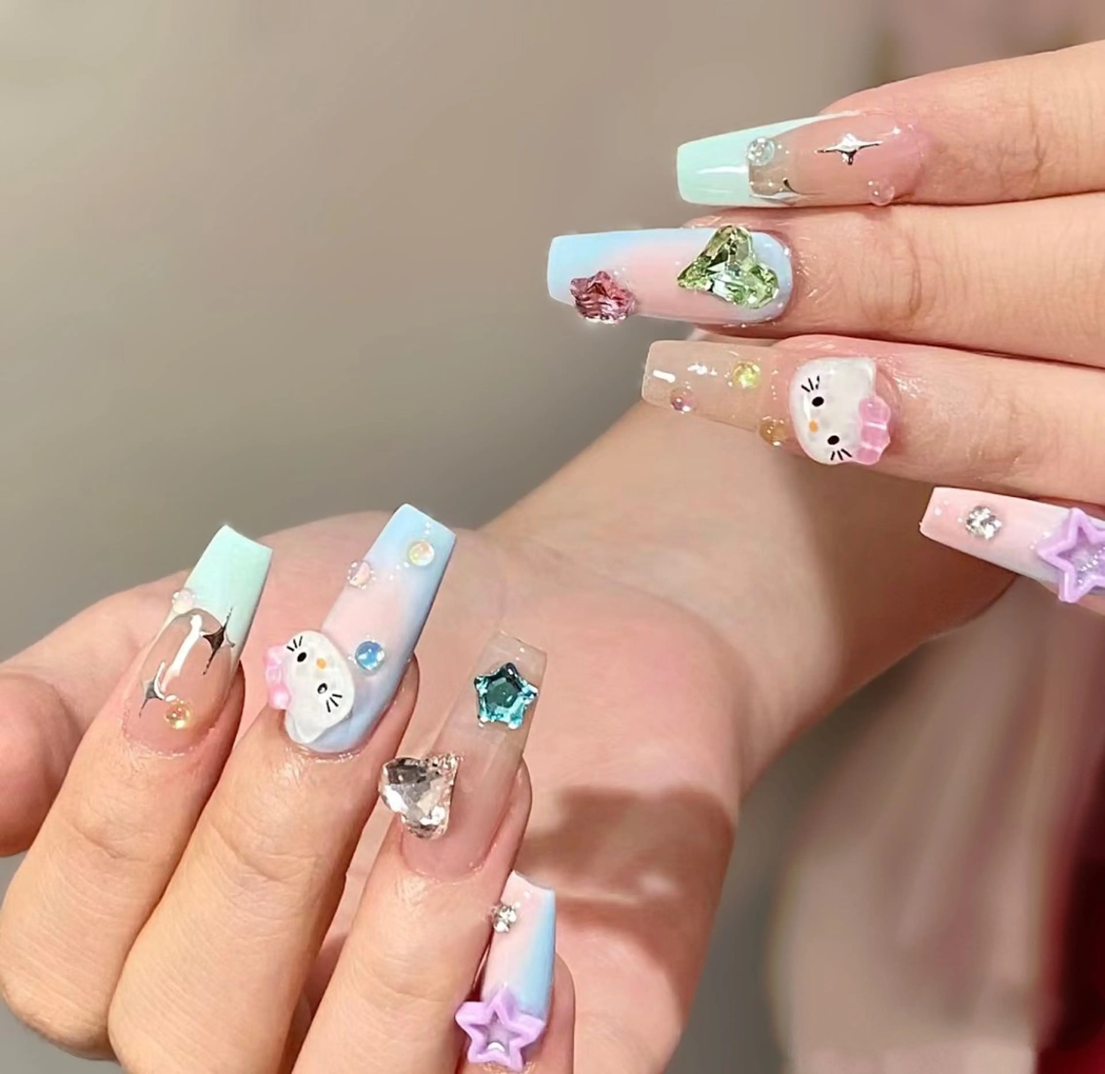 ネイル アートネイル チークネイル フレンチネイル ジェルネイル グリーン YK Beauty Salonのマツエク・マツパデザイン