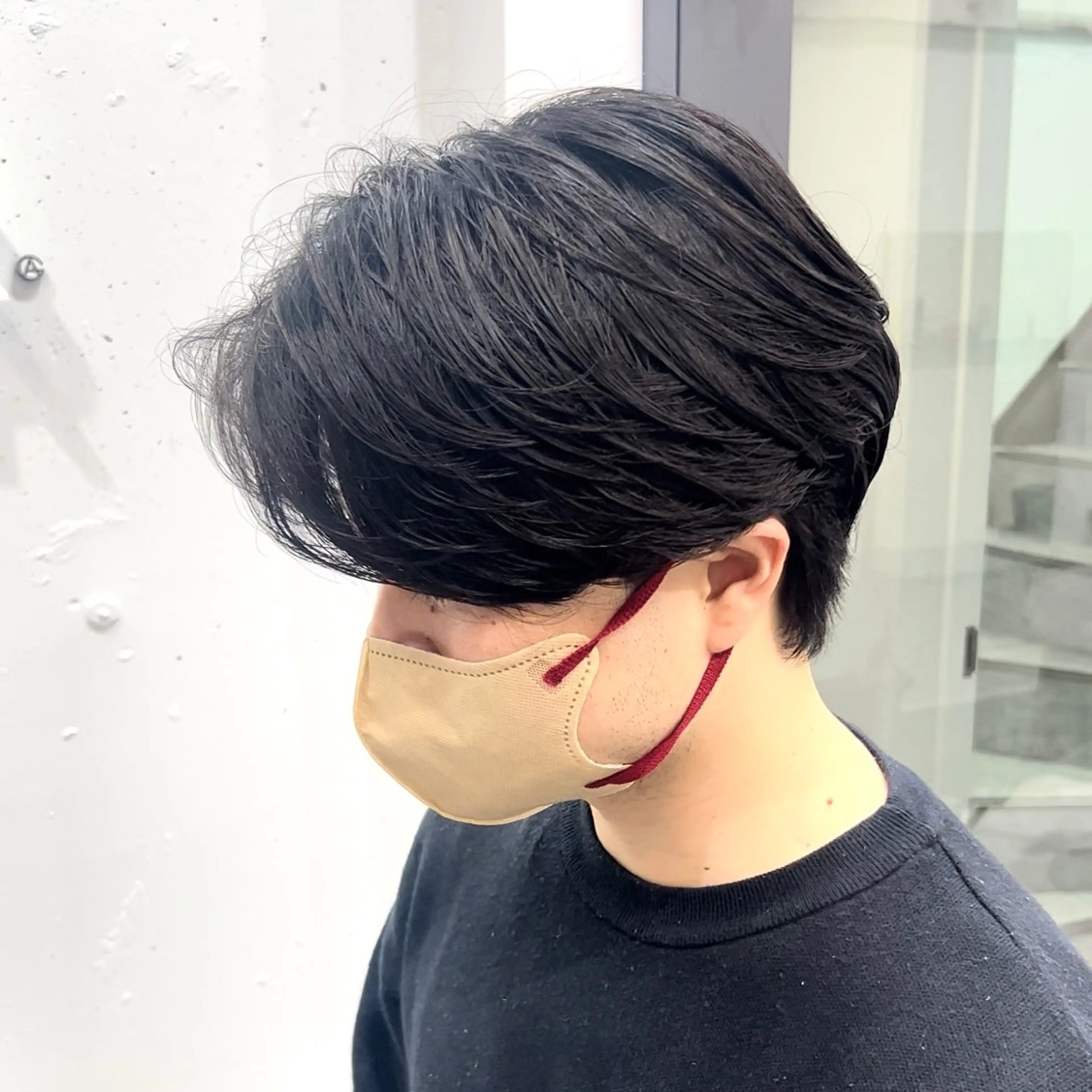 パーマ メンズ センターパート カルマパーマ メンズパーマ ニュアンスパーマ 曲がる縮毛矯正 LIBER 　岩名のヘアスタイル