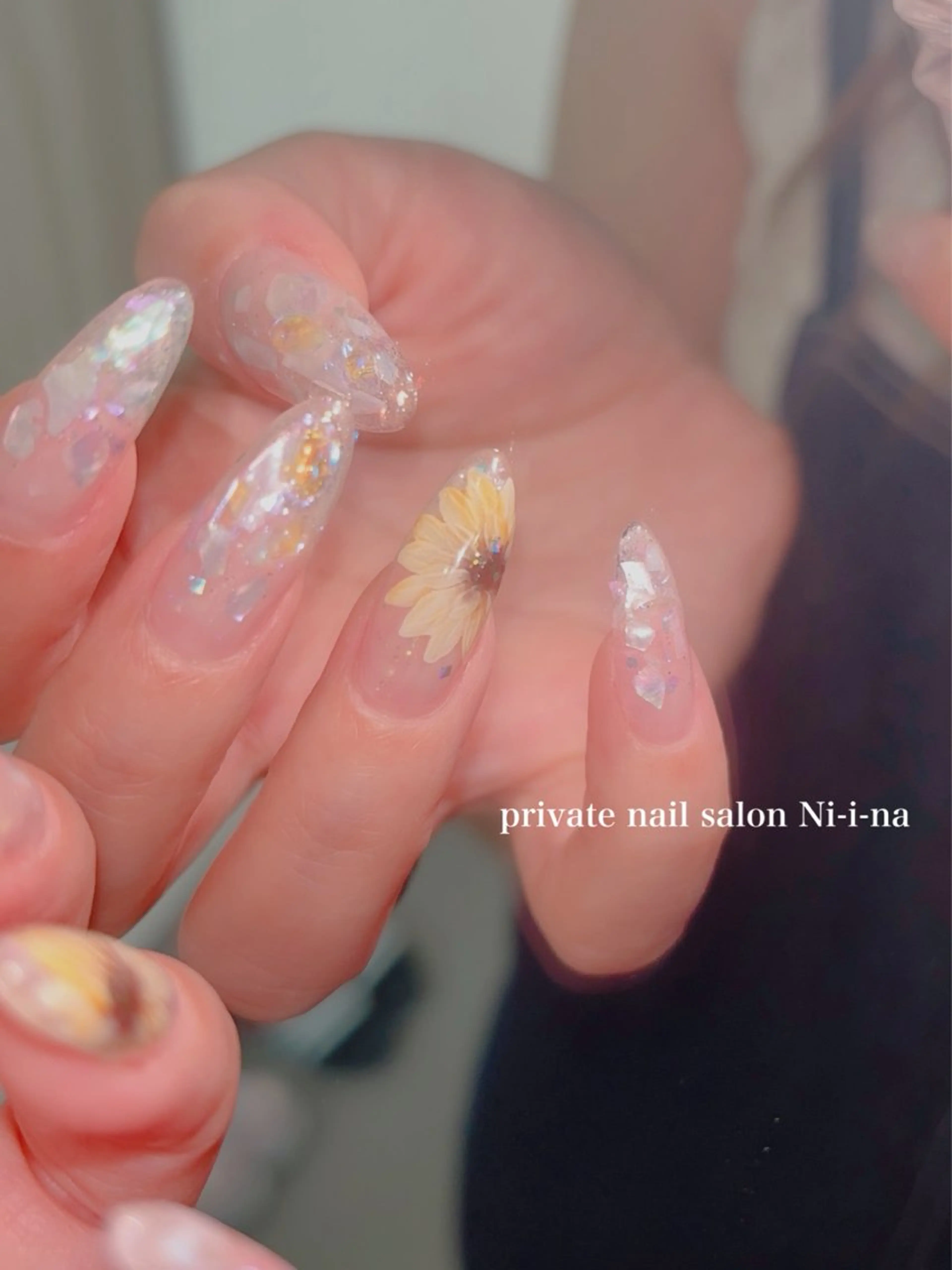 ネイル キラキラネイル ハンドネイル nail salon Ni-i-naのネイルデザイン