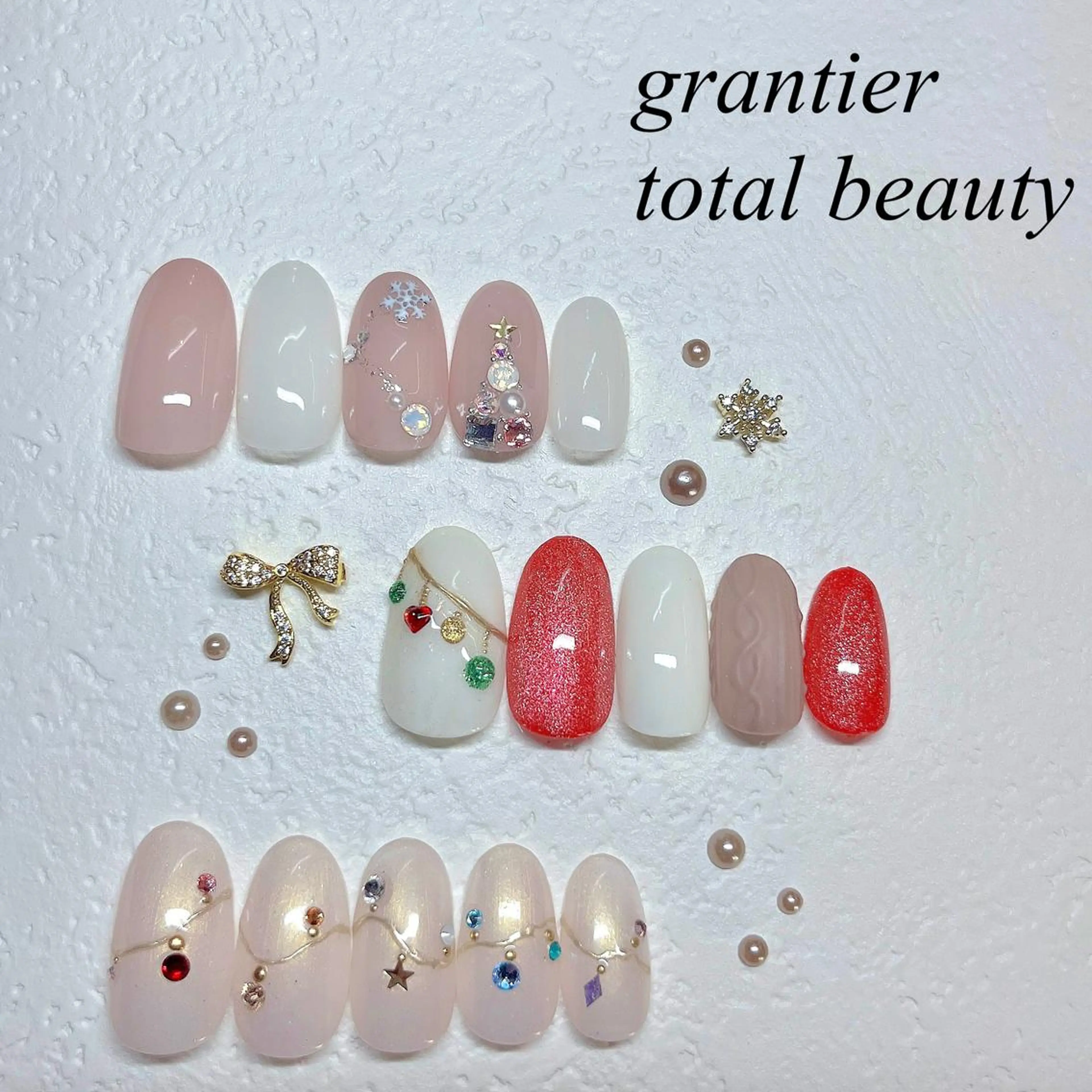 ネイル ジェルネイル パラジェル 冬ネイル クリスマス ハンドネイル grantier beautyのネイルデザイン