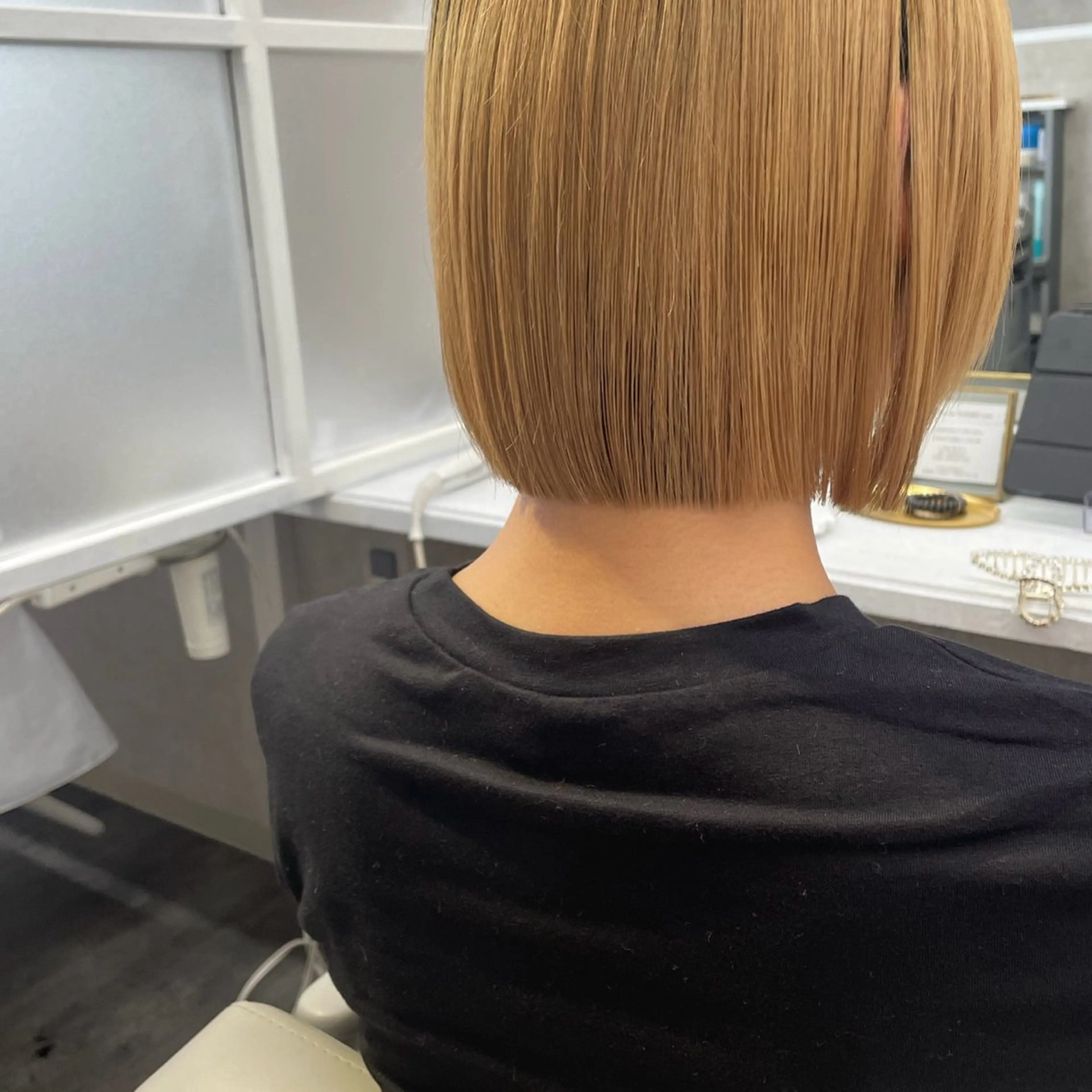 ショート 手塚 凜のヘアスタイル