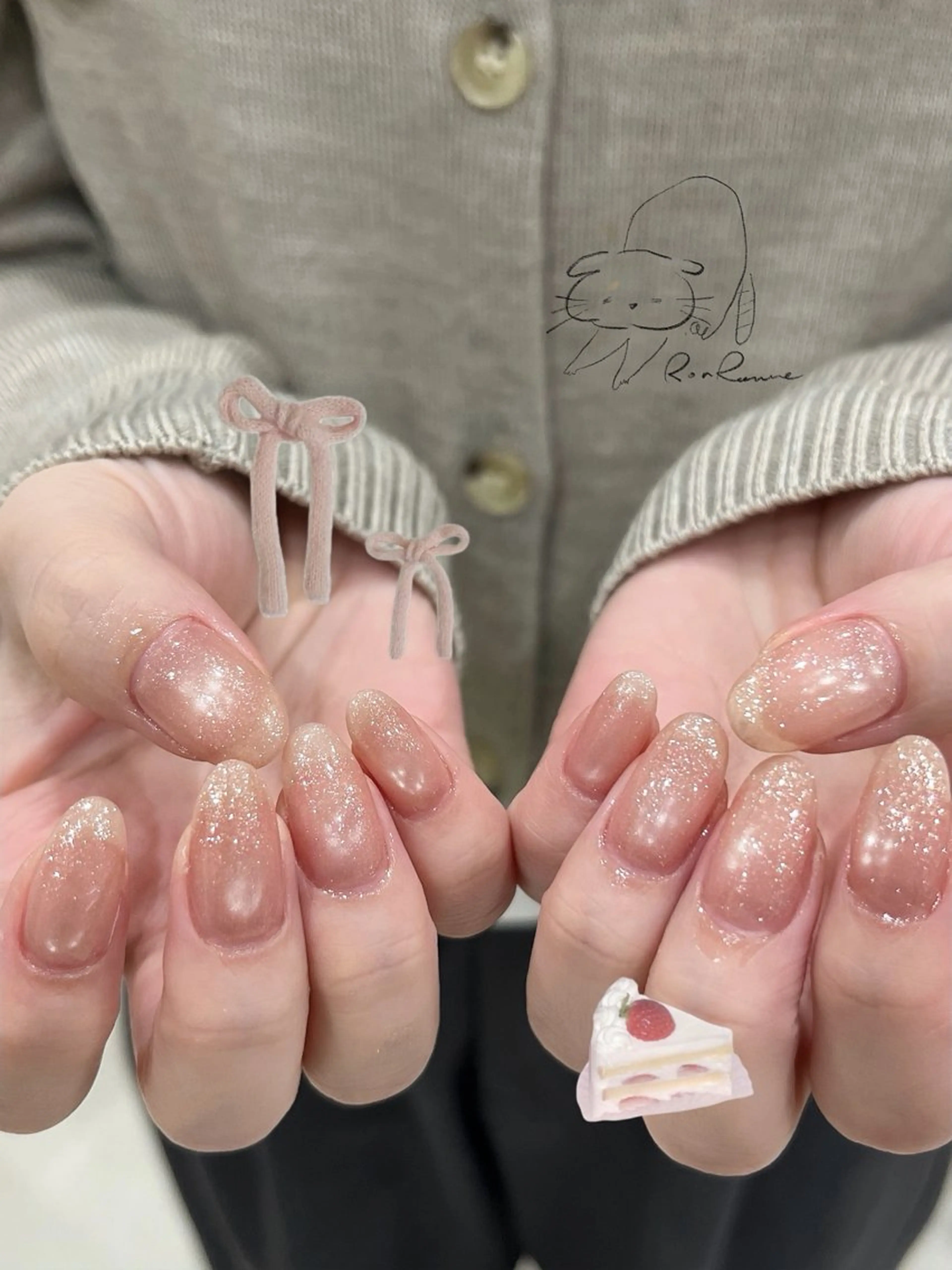 ネイル オーロラネイル 長さ出し フレンチネイル ジェルネイル ミラーネイル ハンドネイル Cho Artネイル所属・ronronne .のネイルデザイン