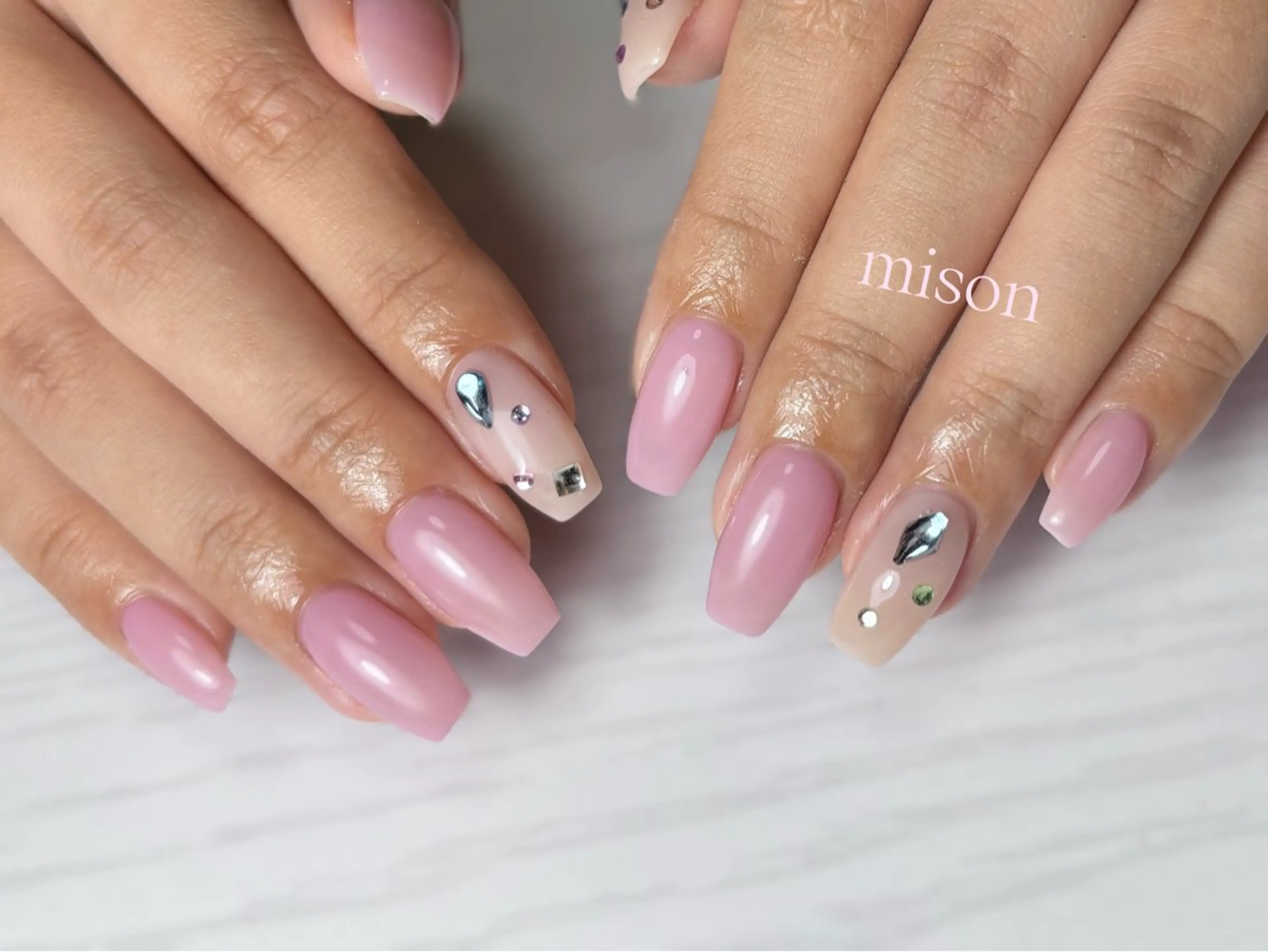 ネイル アートネイル mison所属・mison 安形友花のネイルデザイン