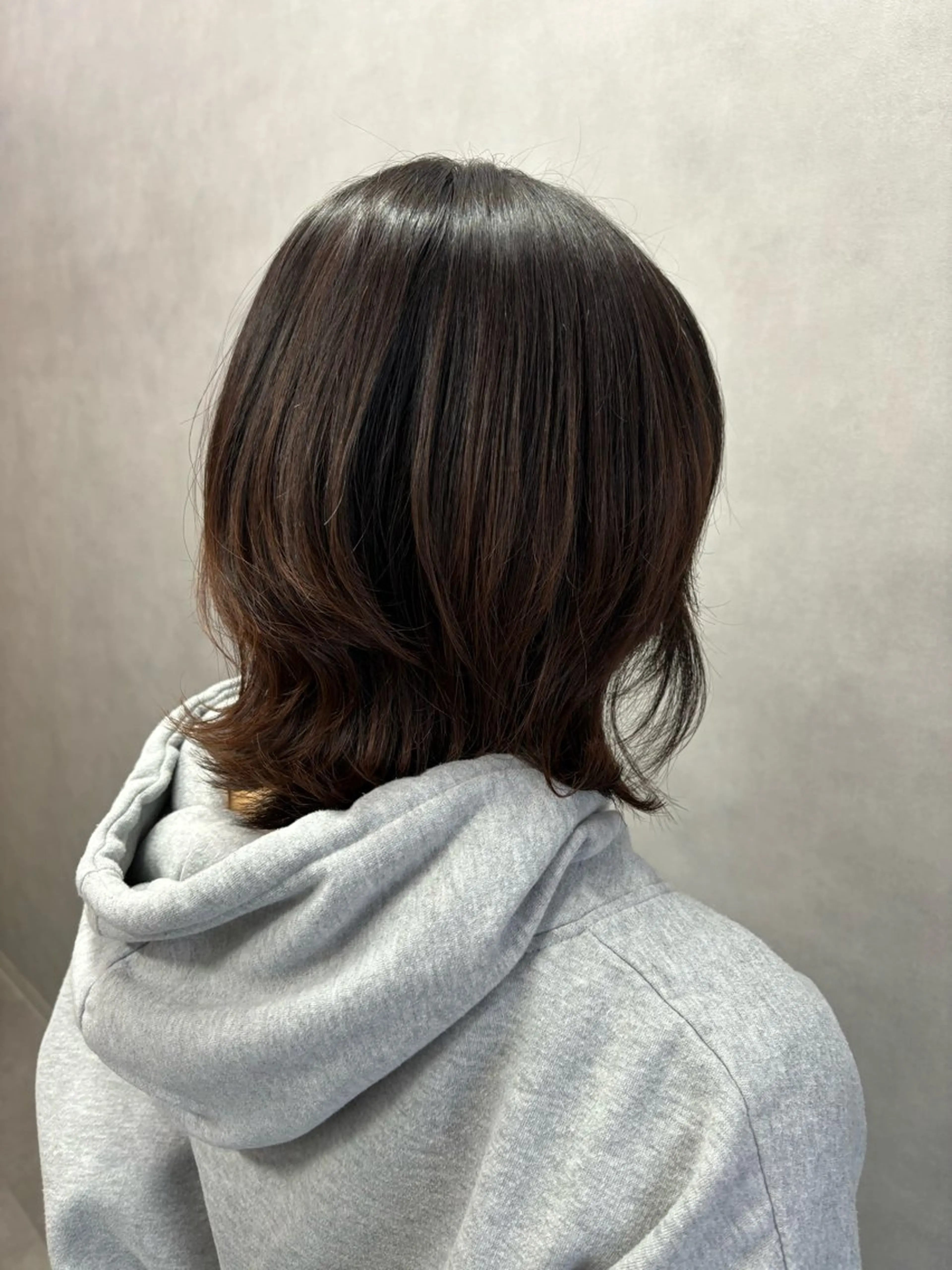 ミディアム ミディアムパーマ ulu by dot.所属・かがみはやと 髪質改善/縮毛矯正のヘアスタイル