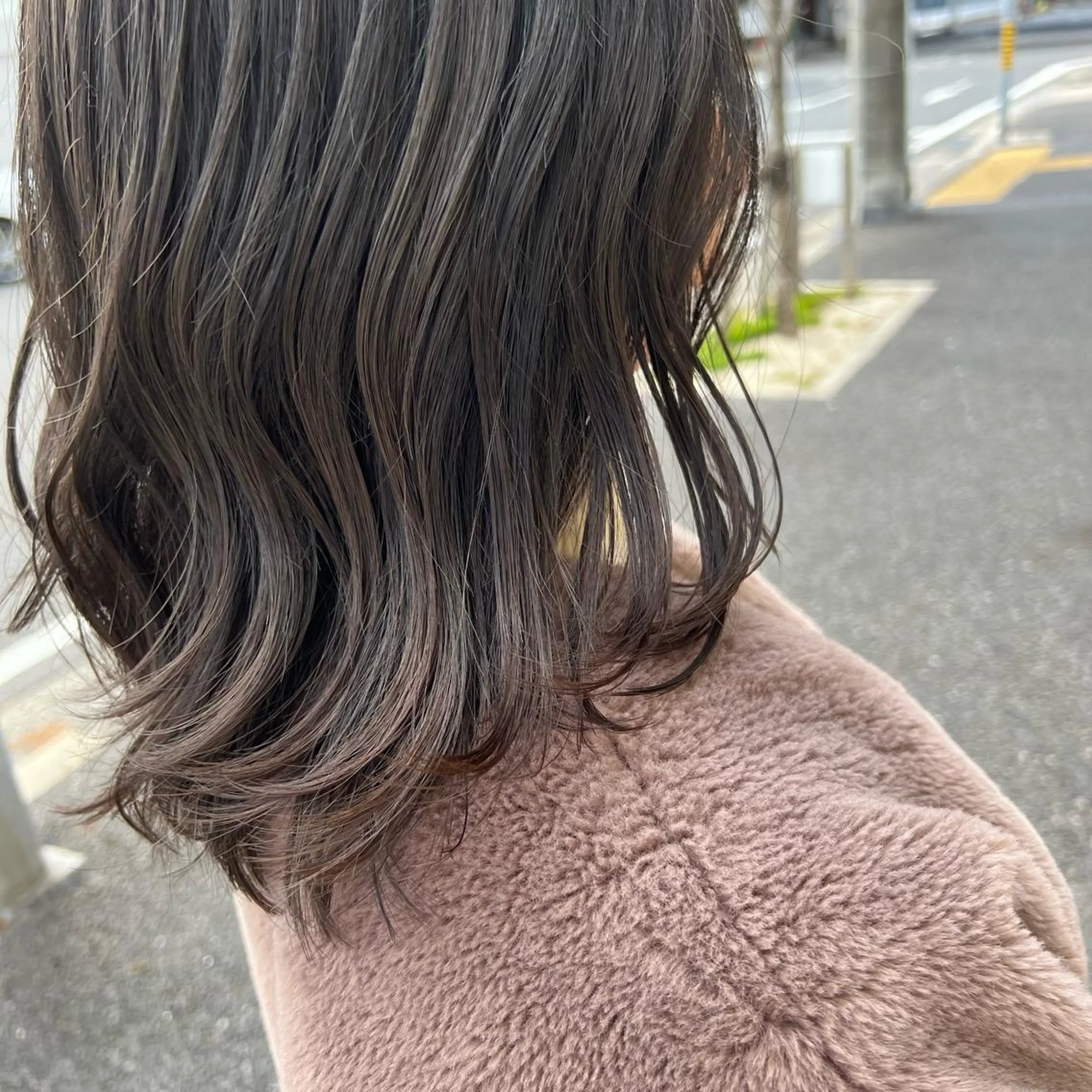 ミディアム カット ヘアカラー トリートメント 中村 未夢のヘアスタイル