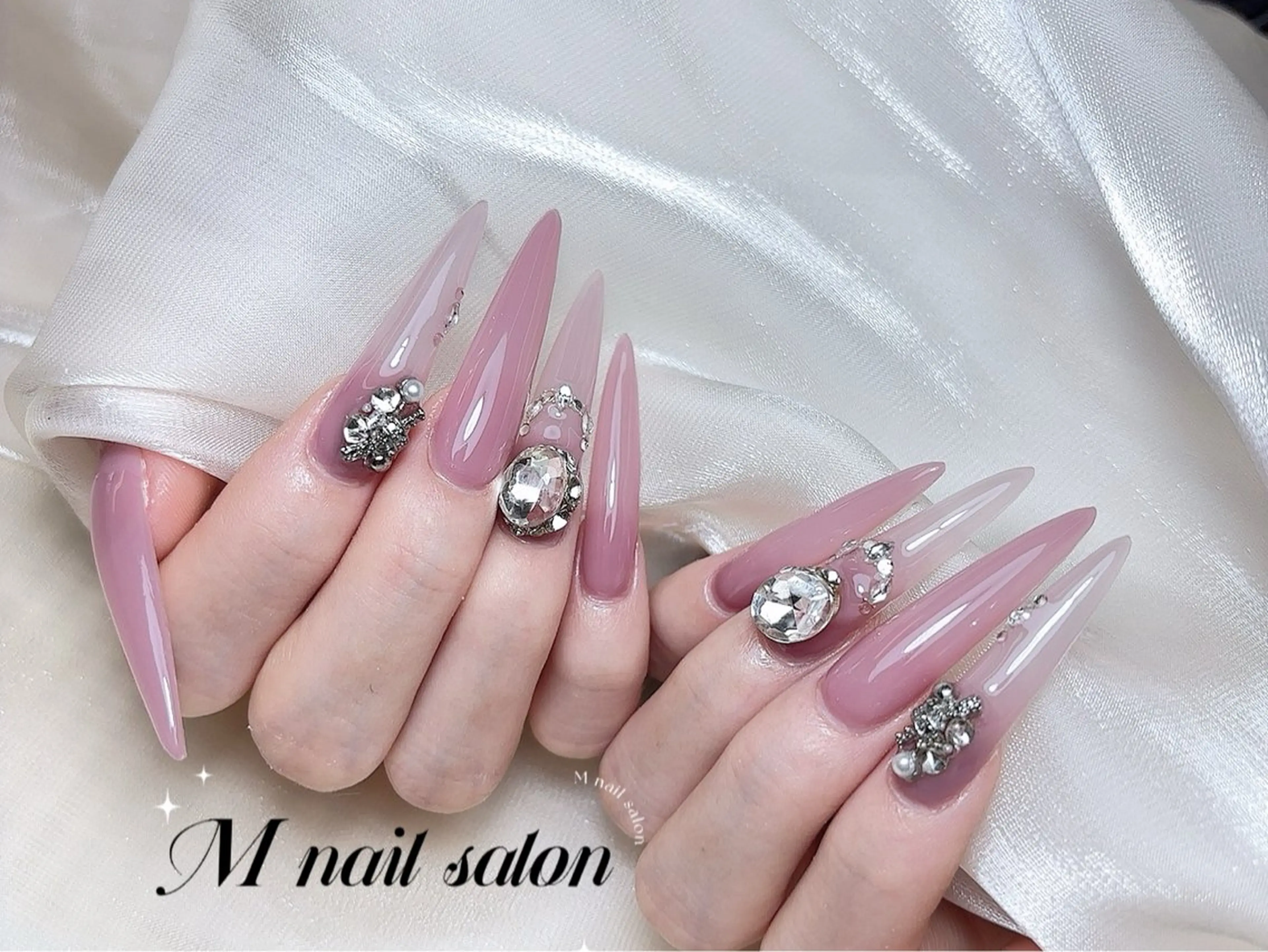 ネイル ハンドネイル M🌷nail 長さだし専門店のネイルデザイン