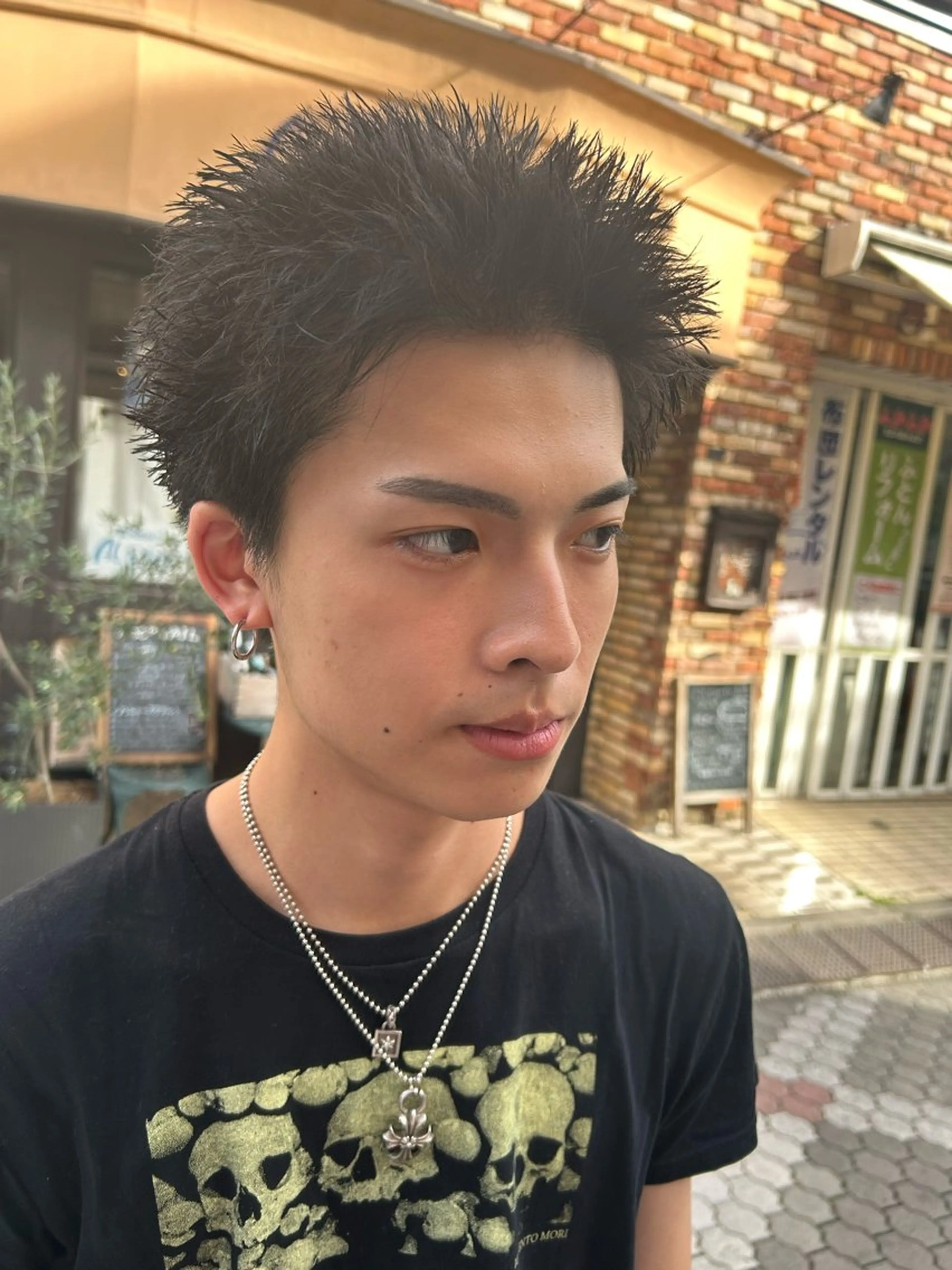 メンズ スパイキーショート 塚内 将哉のヘアスタイル