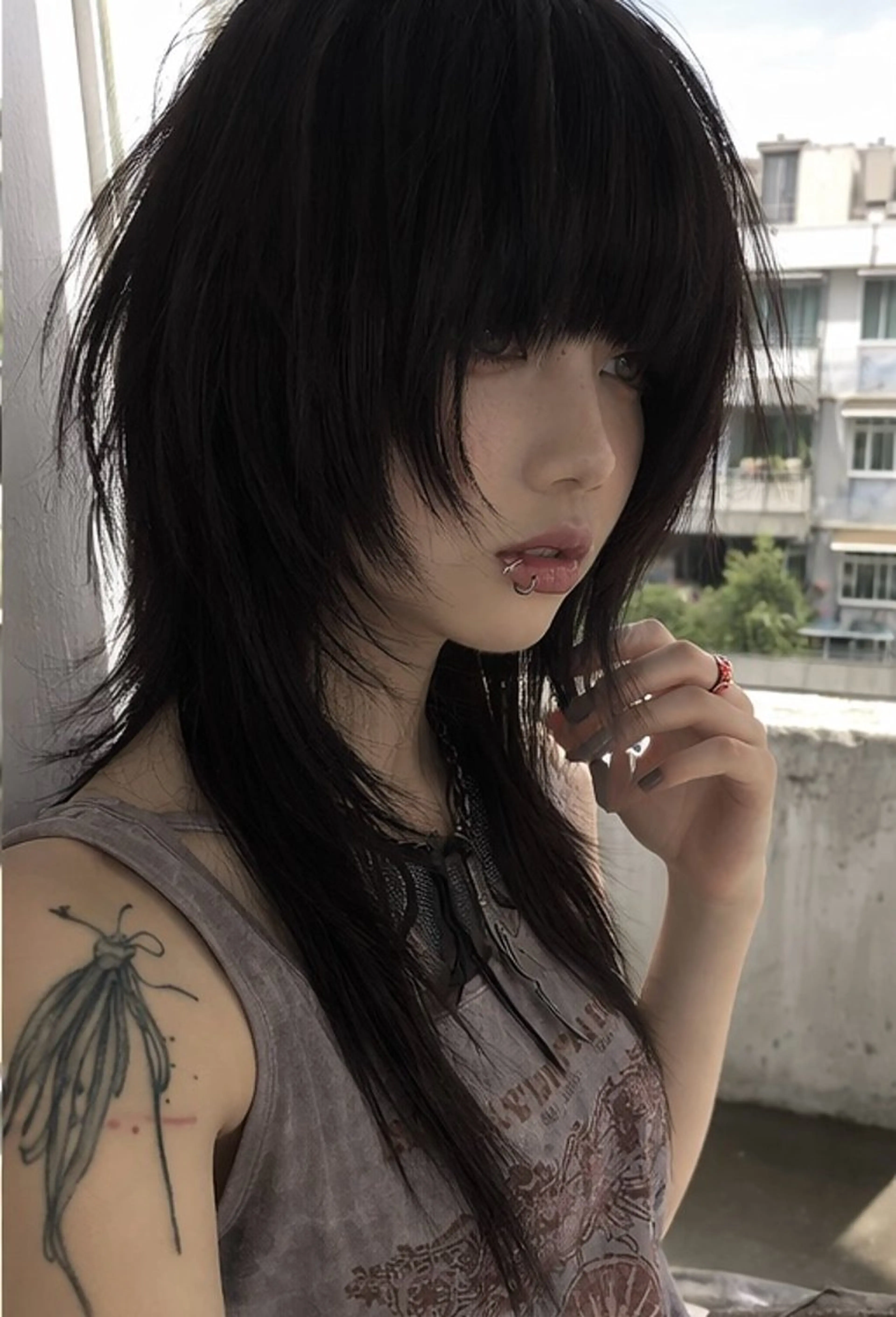 セミロング レイヤー×ハイトーン ×デザイン 啓太のヘアスタイル