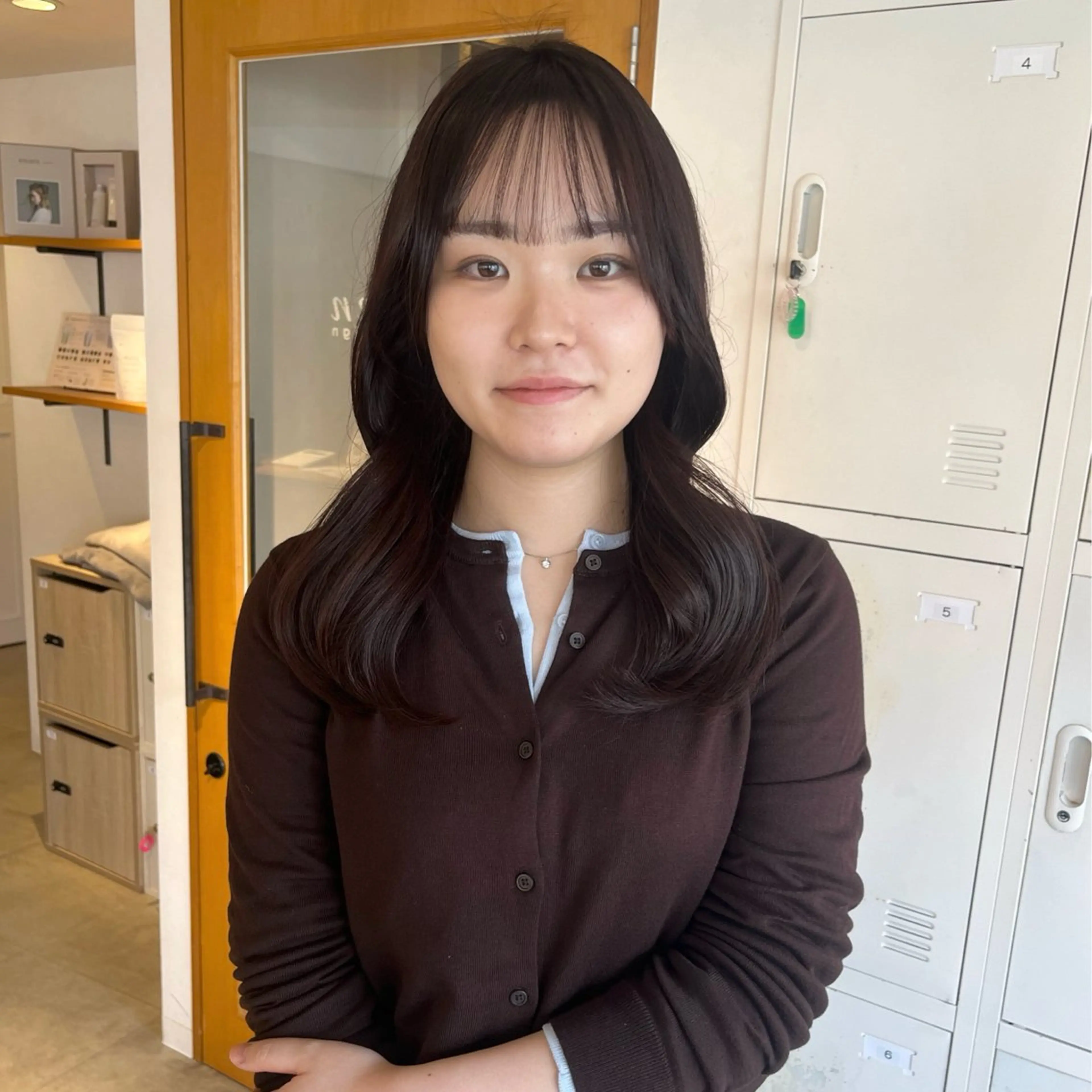 セミロング カット ヘアカラー Lien所属・Mako 【艶髪/韓国ヘア】のヘアスタイル