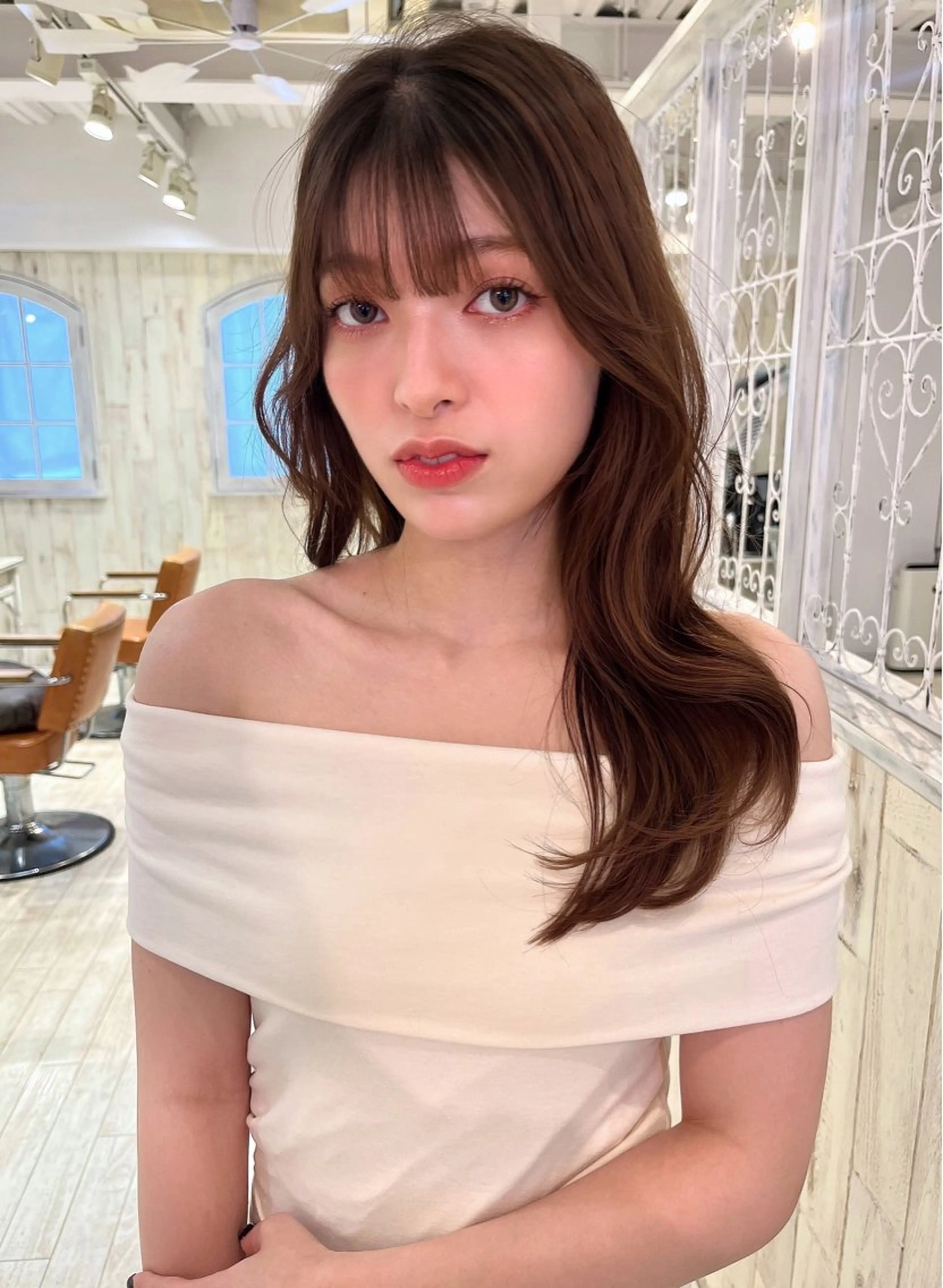 ロング カラー ブラウンカラー モカブラウン くびれヘア 韓国風ヘア レイヤーカット カット ヘアカラー 【韓国ヘア×透明感 カラー】笹谷 莉未のヘアスタイル