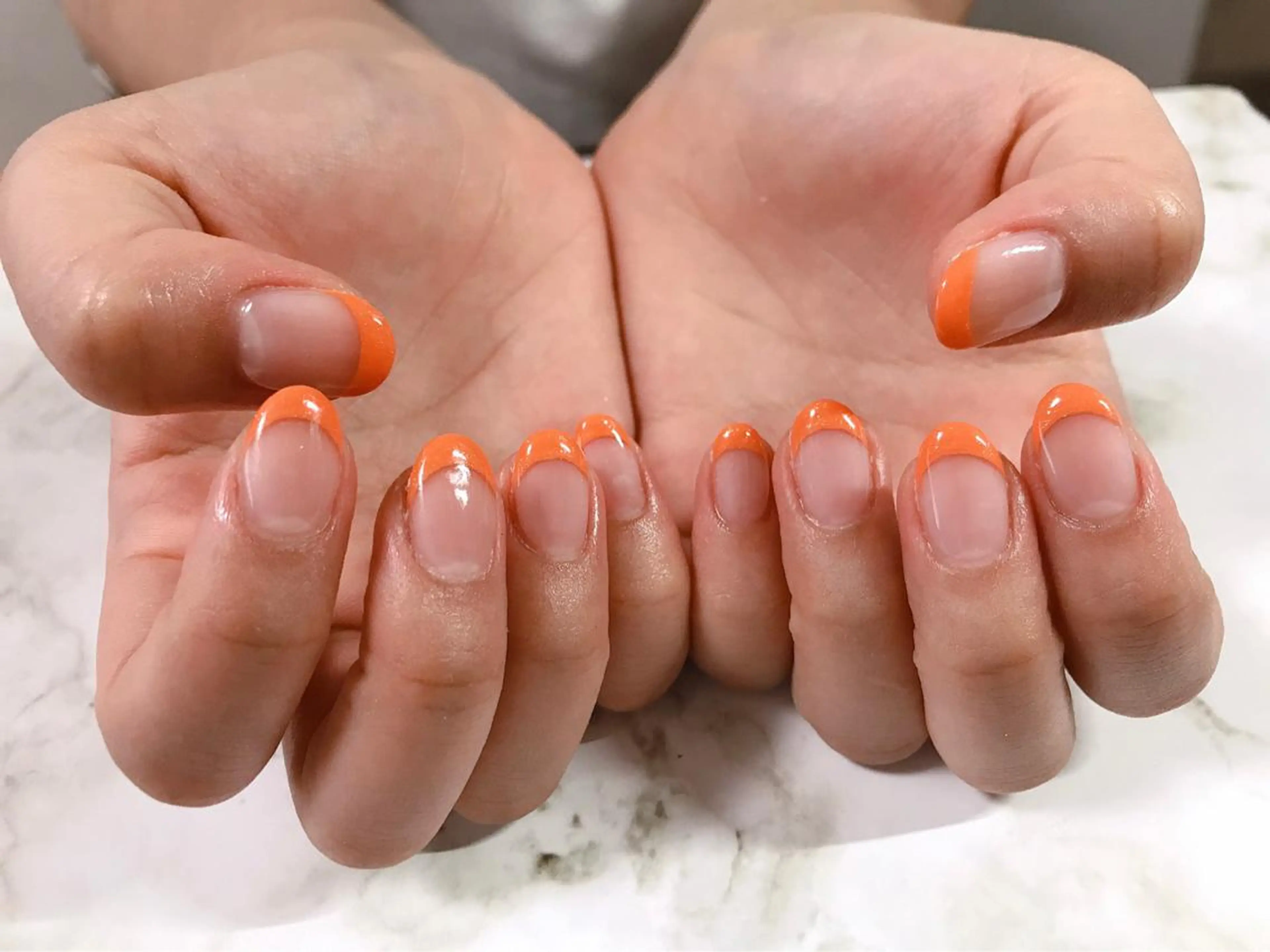 ネイル フレンチネイル オレンジ Mogu nail 二子玉川のネイルデザイン