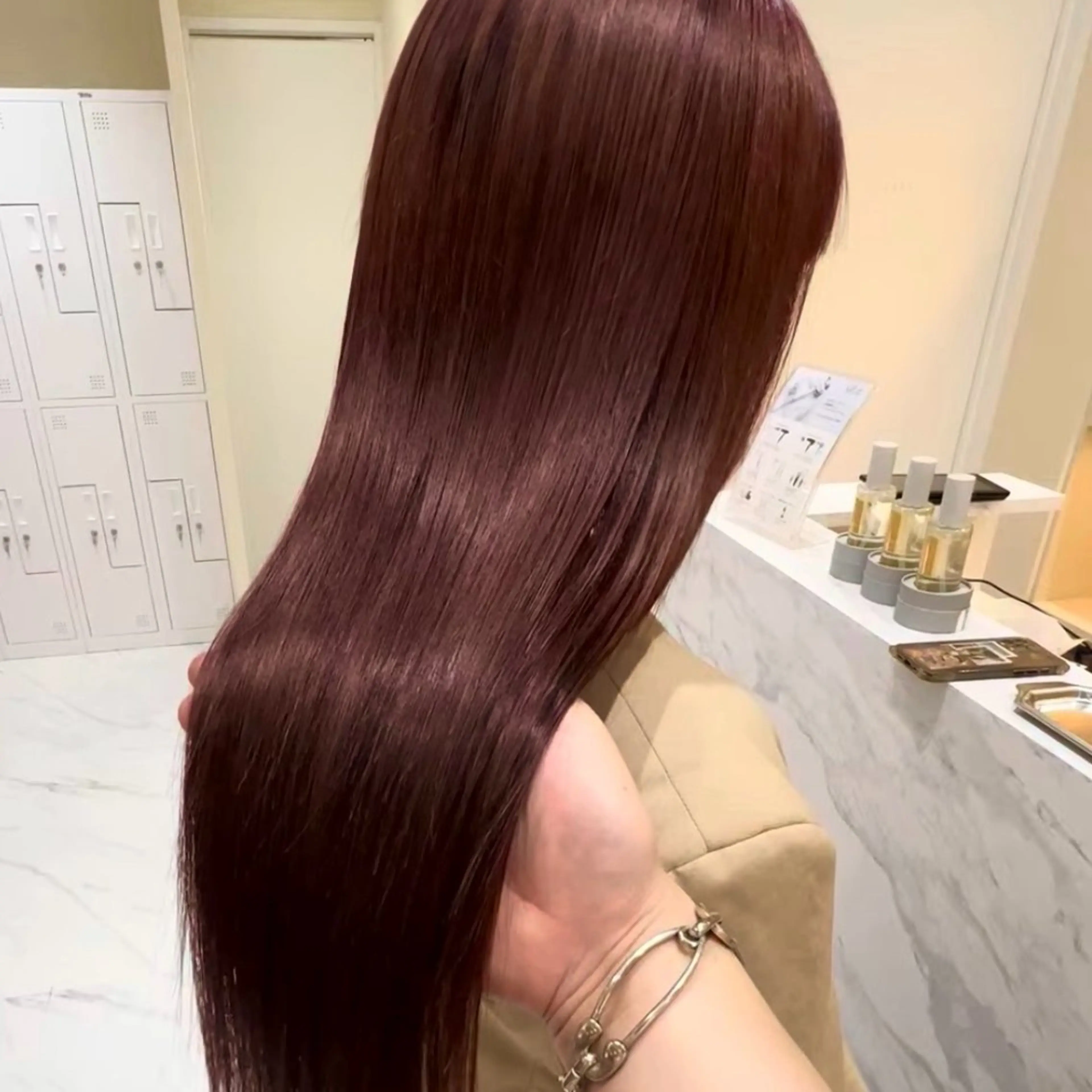 ロング カラー ブリーチ ダブルカラー ブリーチなしカラー 髪質改善 カット ヘアカラー レイヤー /髪質改善/ariのヘアスタイル
