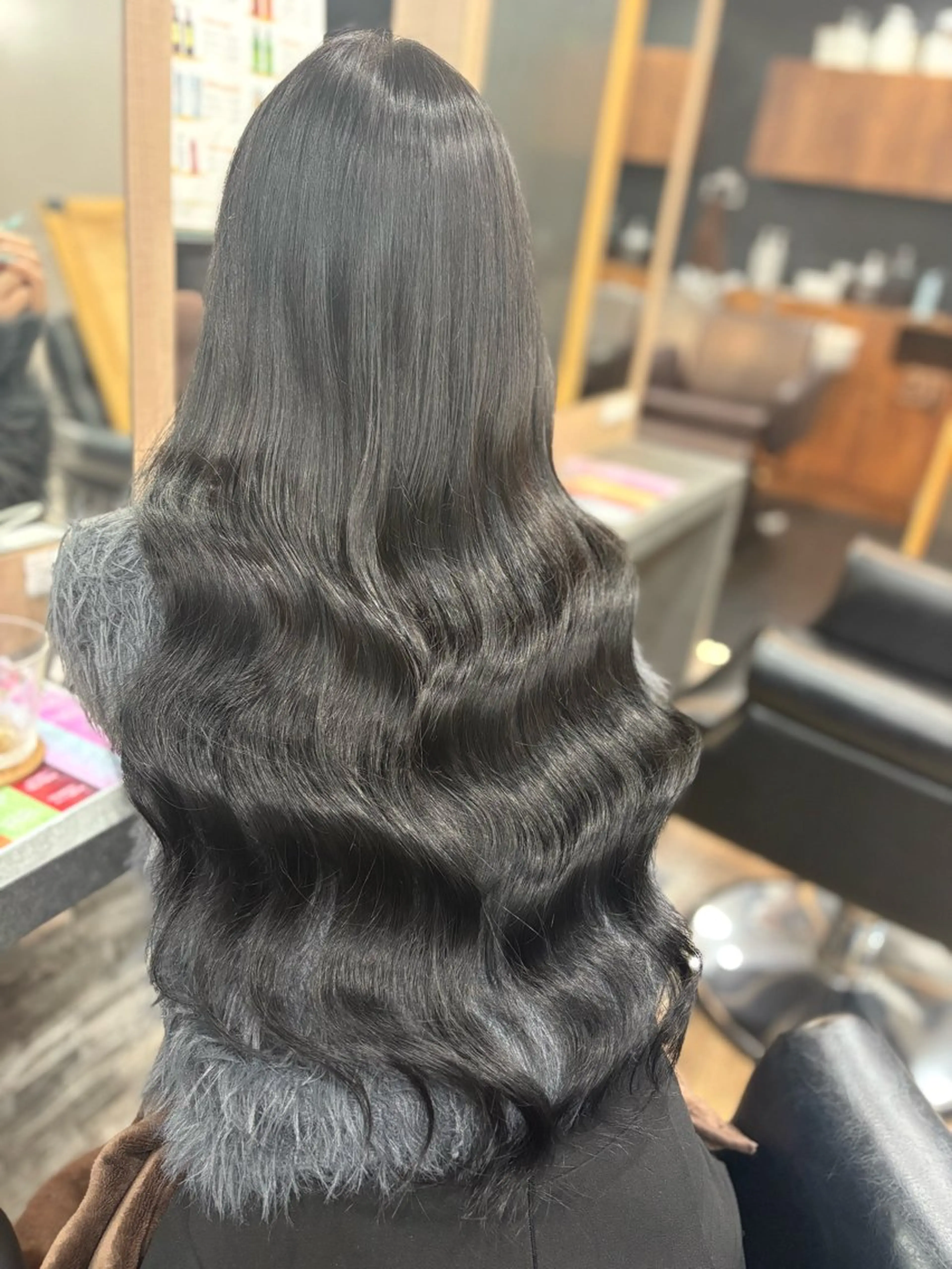 ロング ヘアカラー 横浜lapis amaneのヘアスタイル