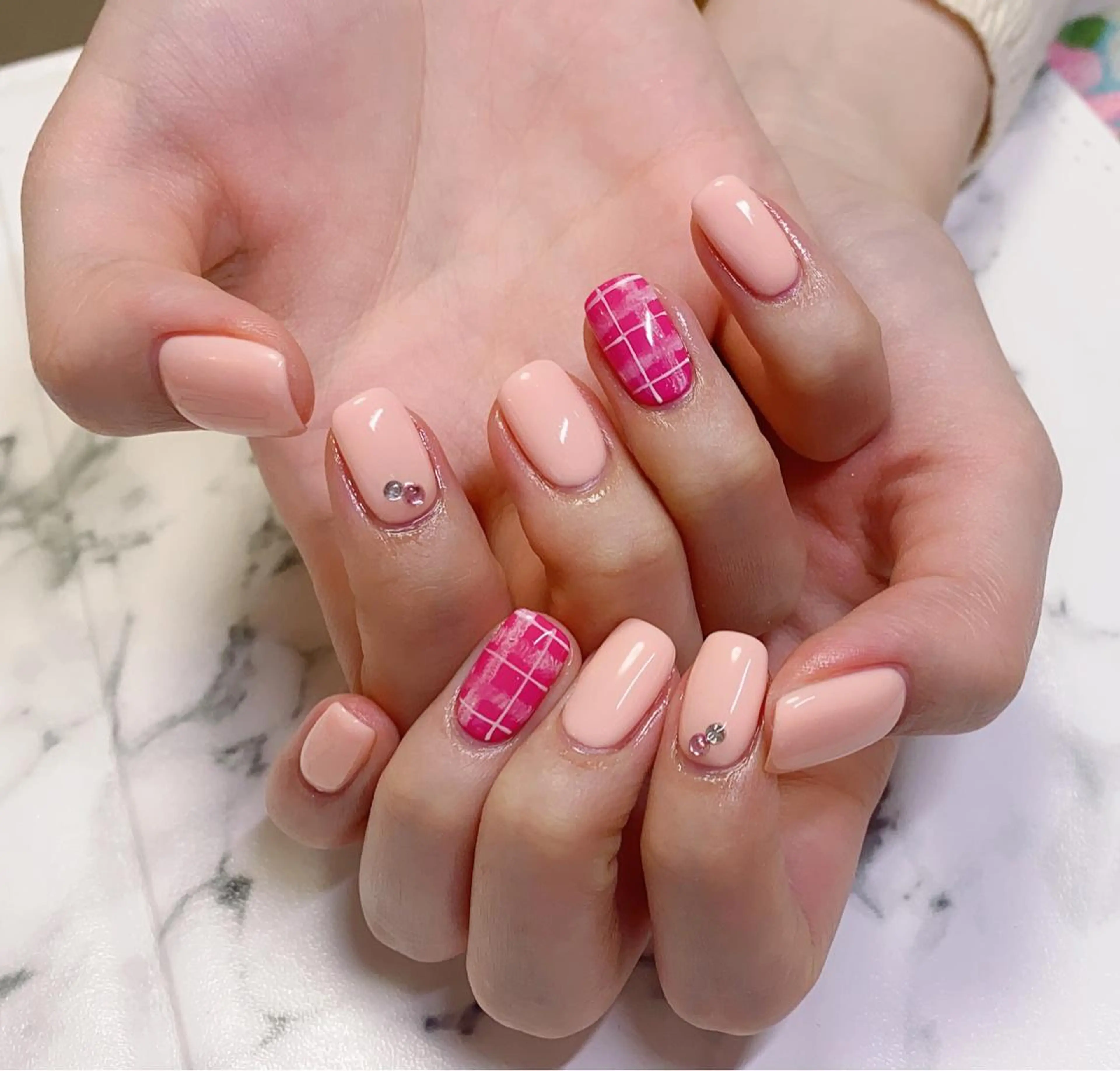 ロング カラー ネイル アートネイル Q Free nailsのネイルデザイン