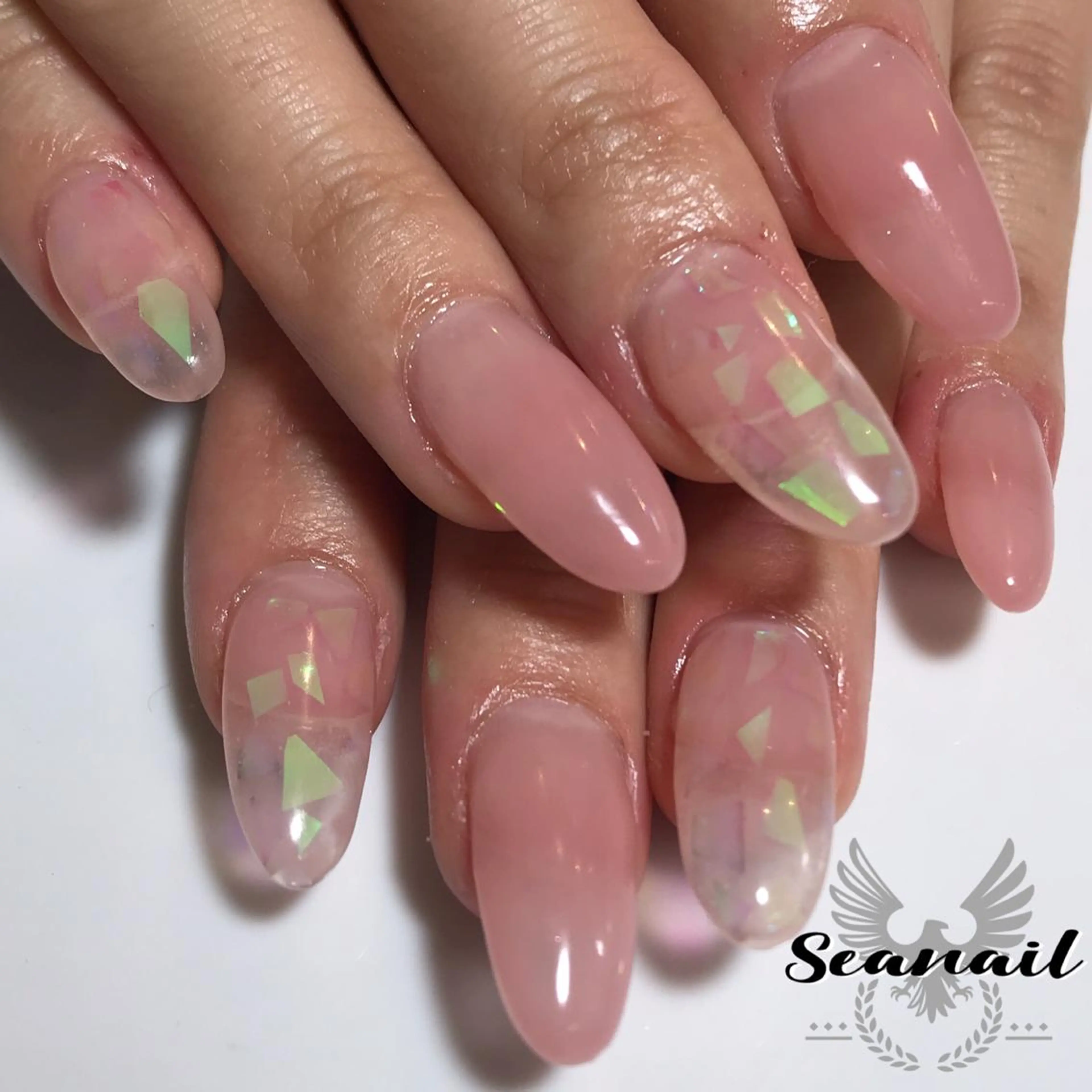 ネイル 小尾 栞のネイルデザイン