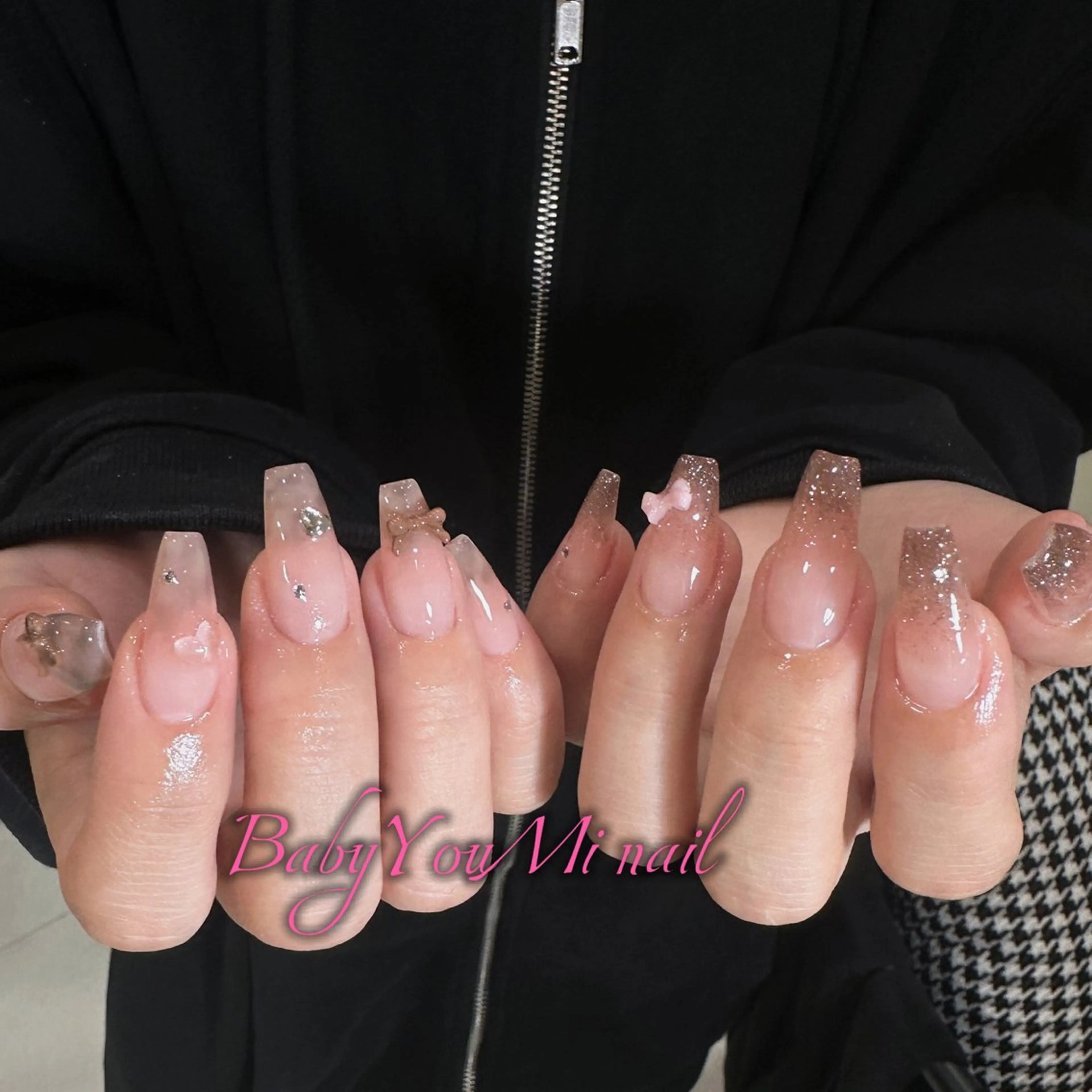 ネイル オーロラネイル フラワーネイル フットネイル フレンチネイル ジェルネイル ハンドネイル BabyYouMi ねねのネイルデザイン