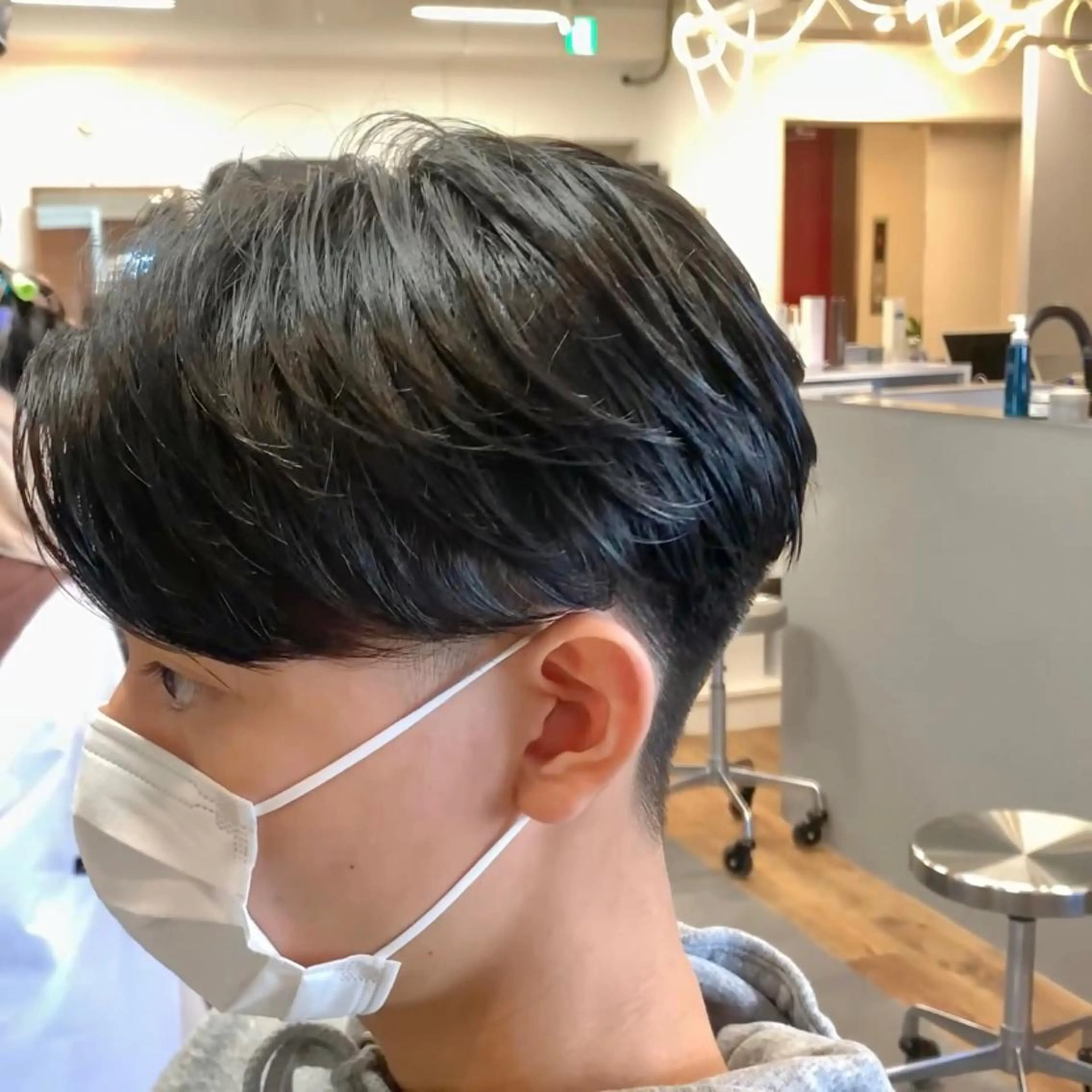 ショート パーマ メンズ センターパート ニュアンスパーマ カット パーマ メンズ特化美容師/ 藤戸 椋のヘアスタイル