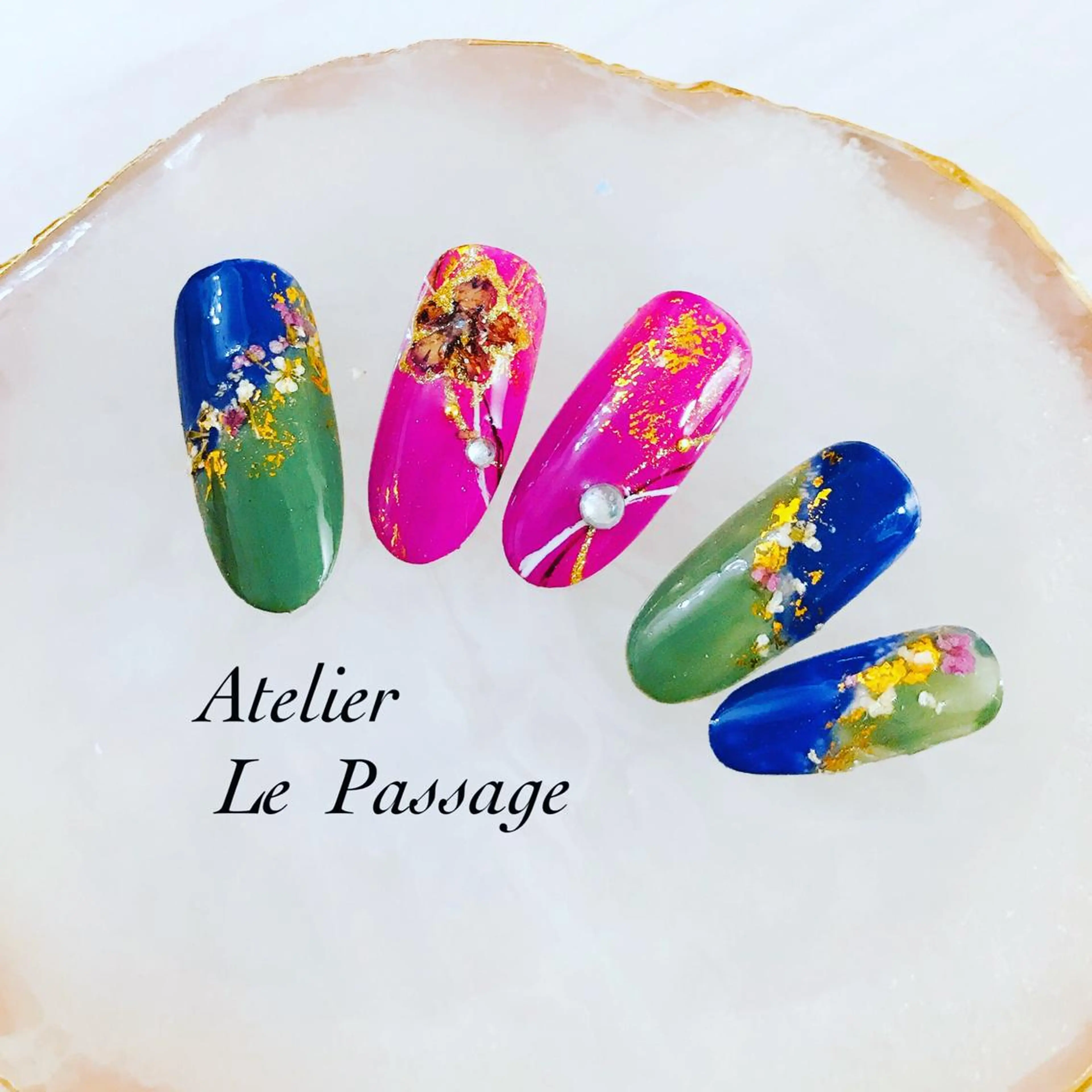 ネイル 成人式 ジェルネイル パラジェル 冬ネイル Atelier Le Passage所属・h nakatsukaのネイルデザイン