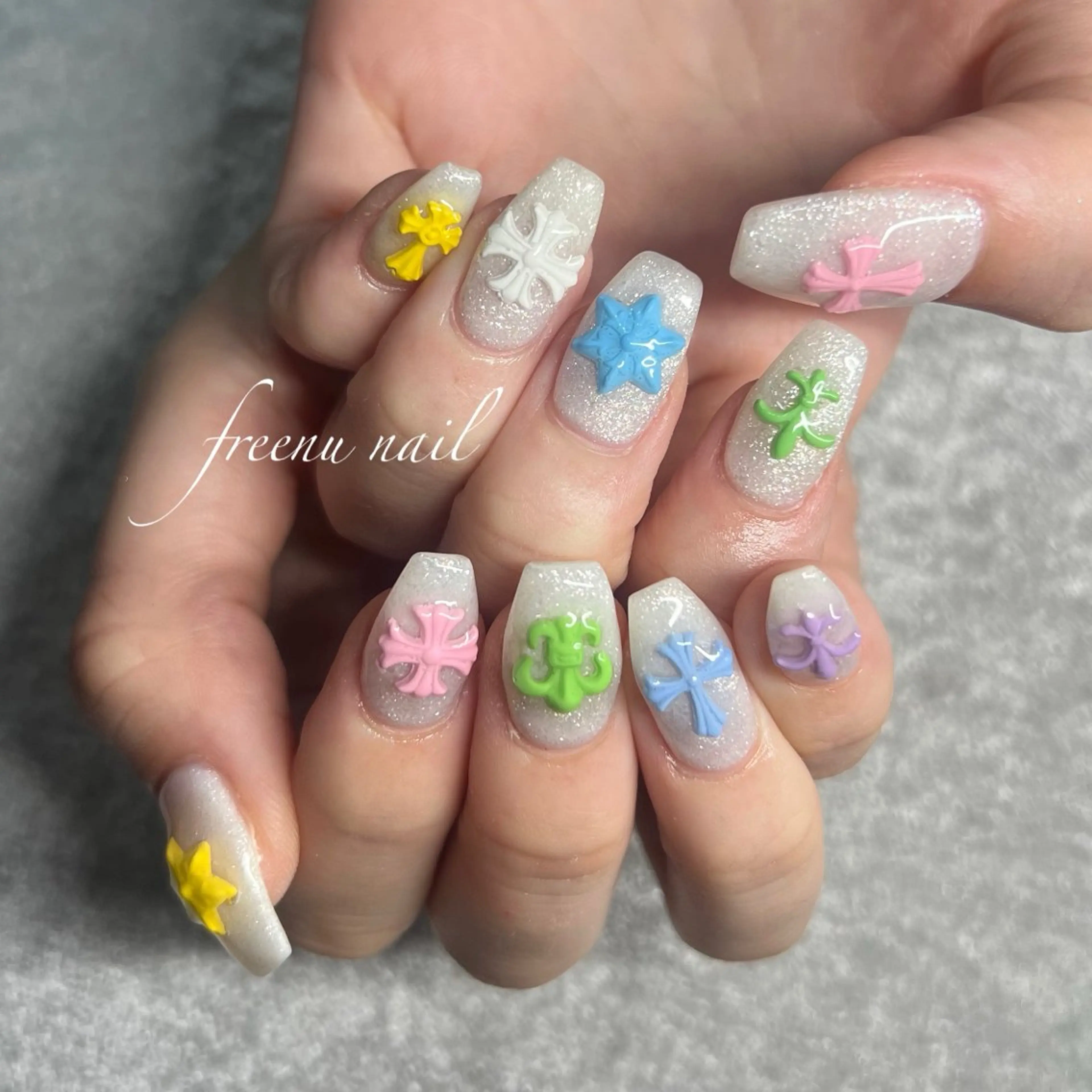 ネイル freenu nail【24H】のネイルデザイン