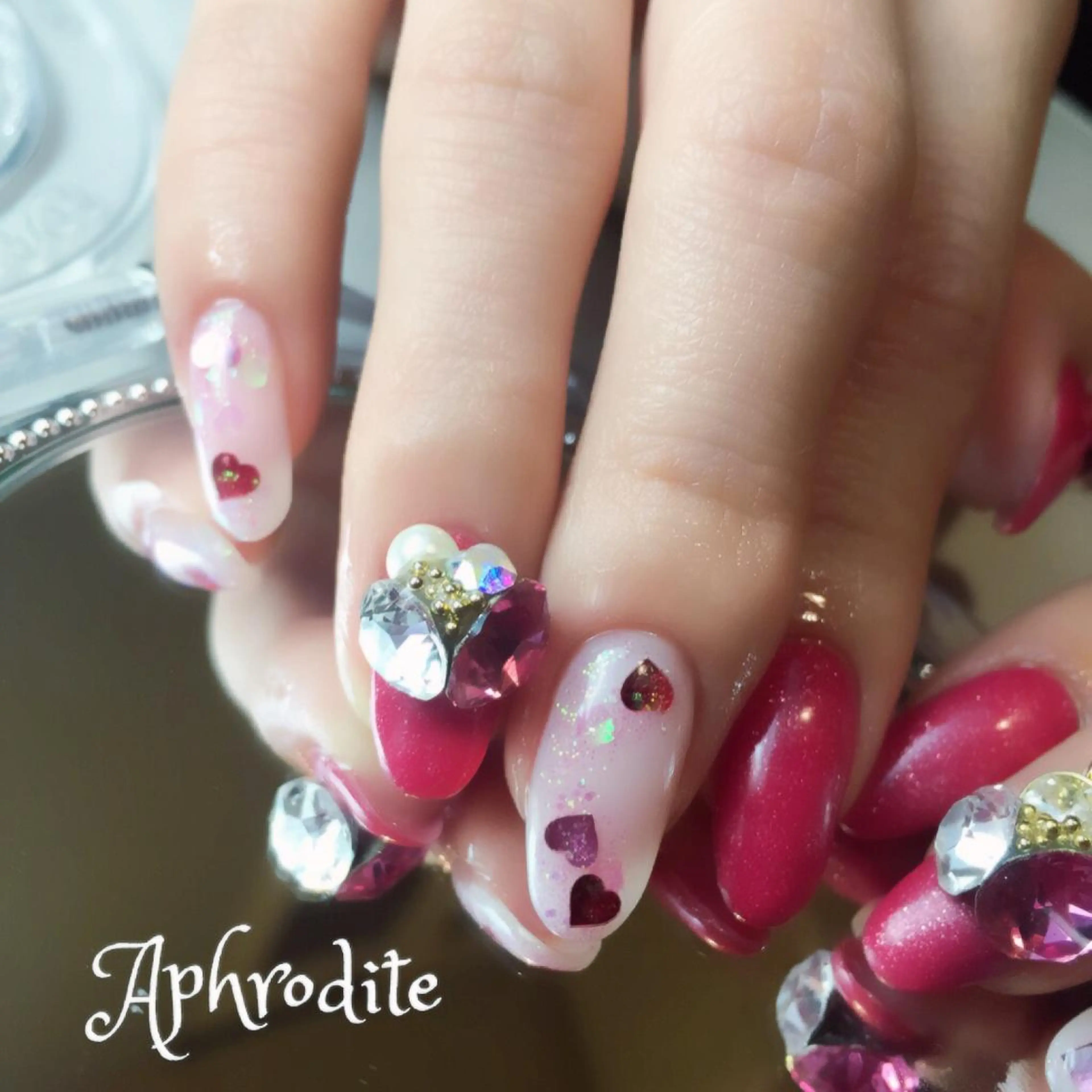 ネイル バレンタイン Aphrodite パラジェル認定サロンのネイルデザイン