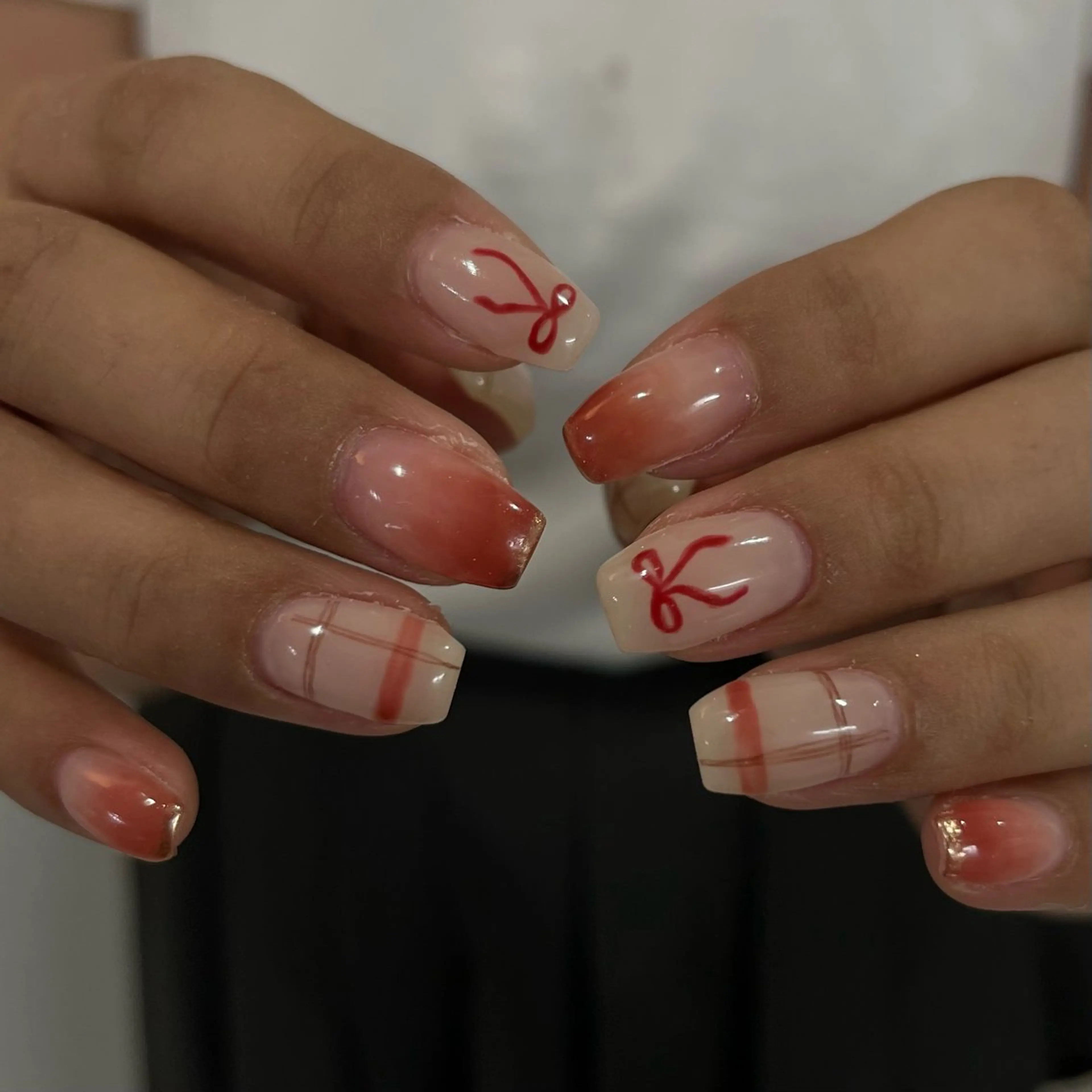 ネイル ハンドネイル Ray. ちゅるん系ニュアンスのネイルデザイン