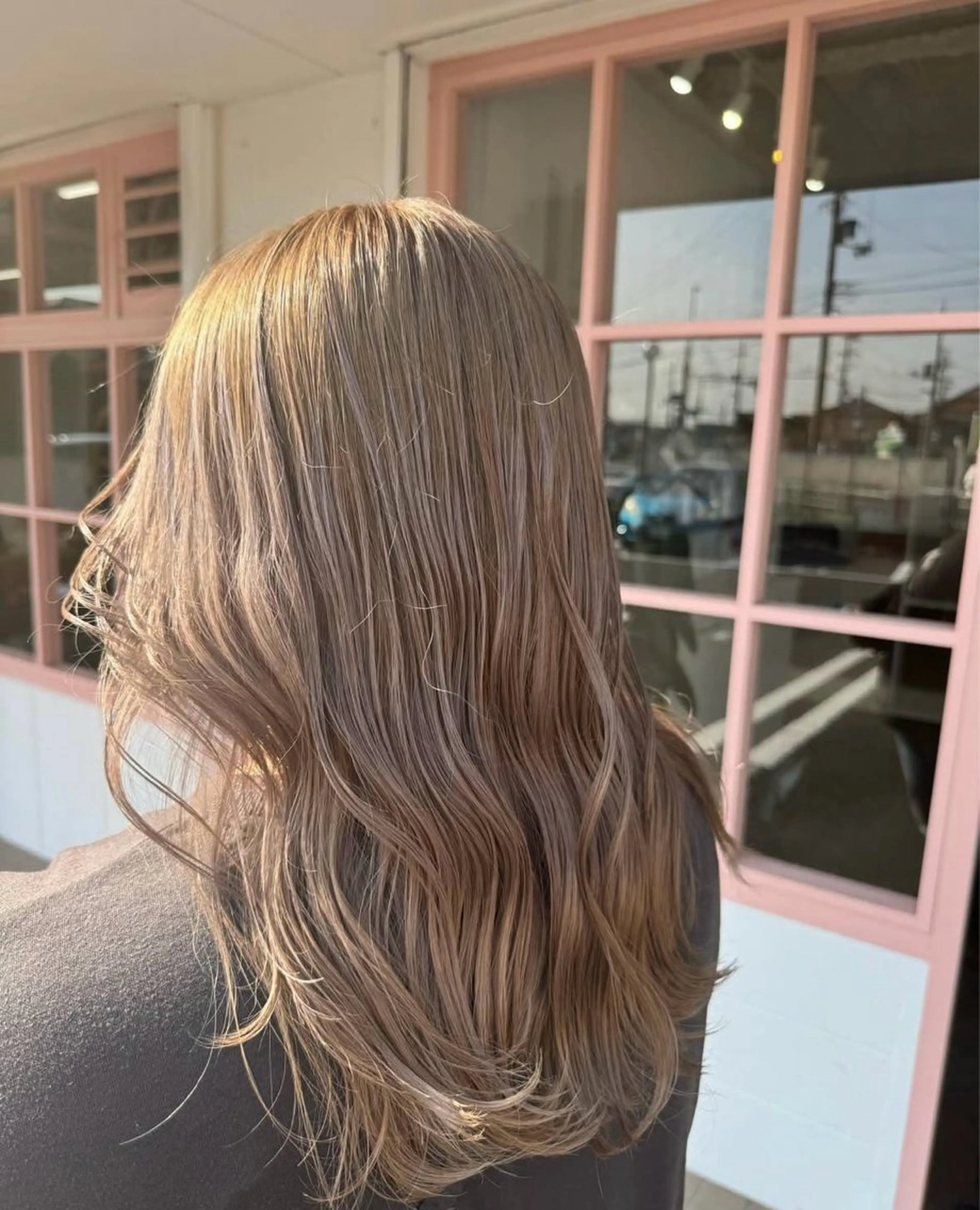 セミロング 鎌田 美紗希のヘアスタイル