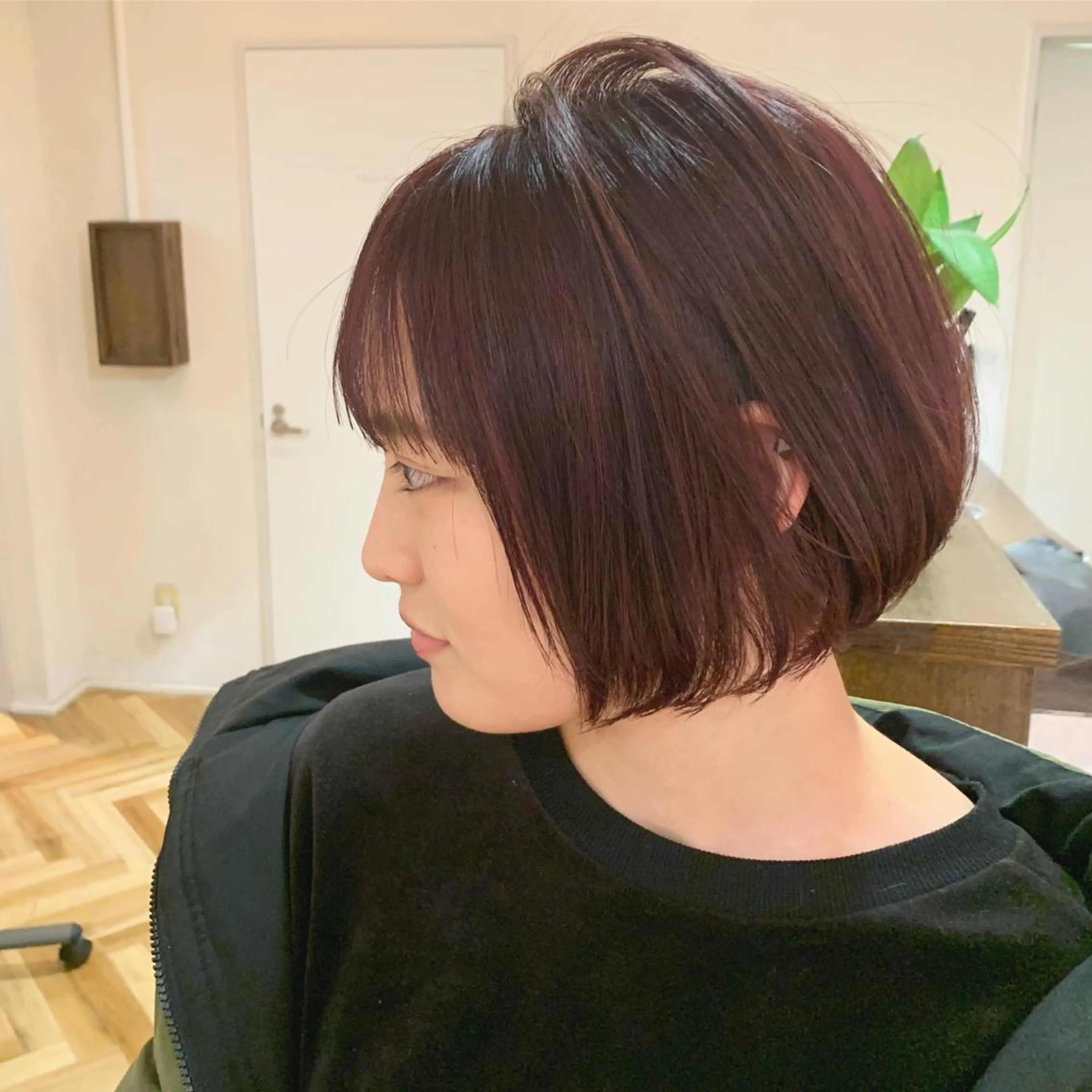 ショート カラー バレイヤージュ ハイライトカラー ハイライト レイヤーカット ショートヘア カット トリートメント circus by KENJE 町田店のヘアスタイル