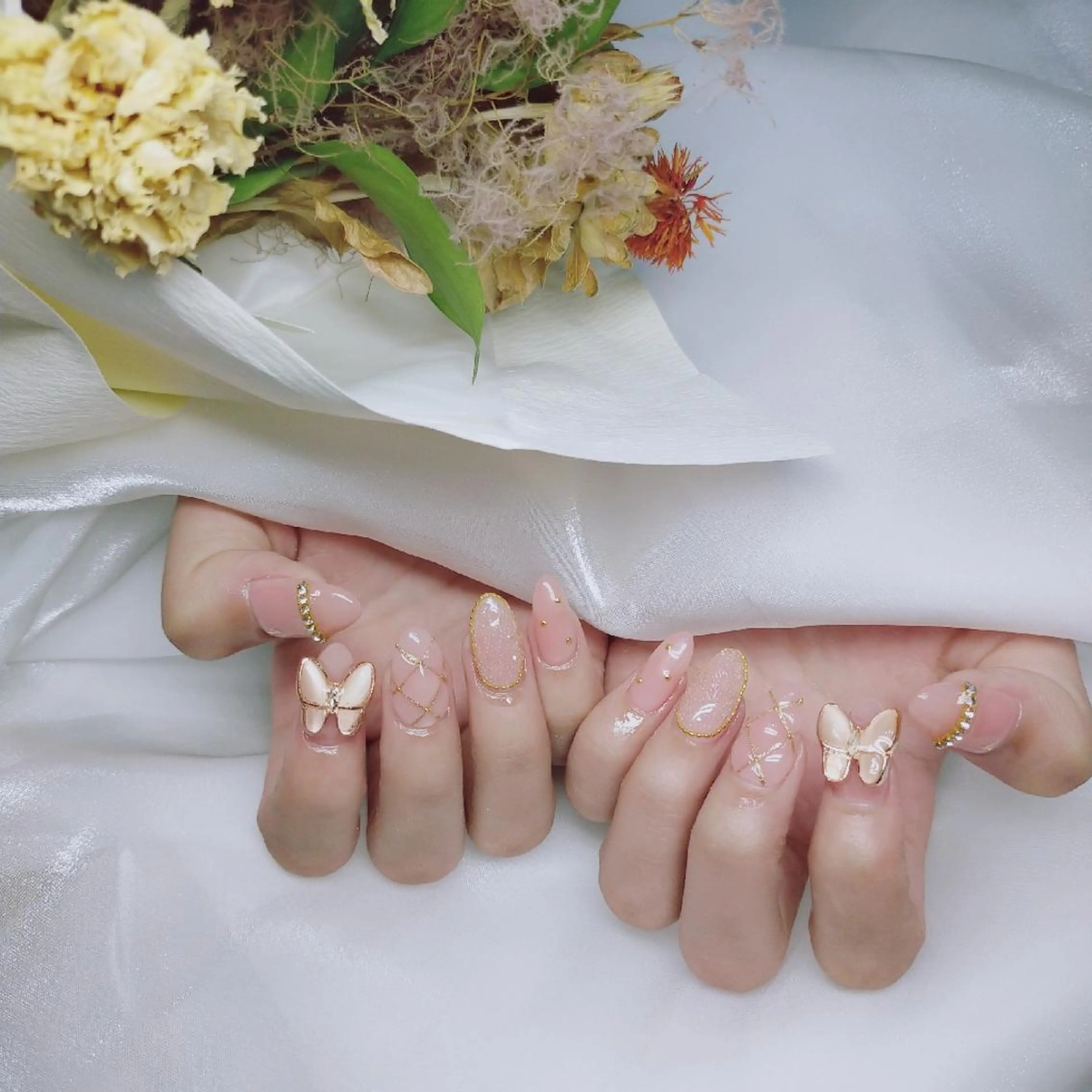 ネイル ハンドネイル 森 ネイルサロンのネイルデザイン