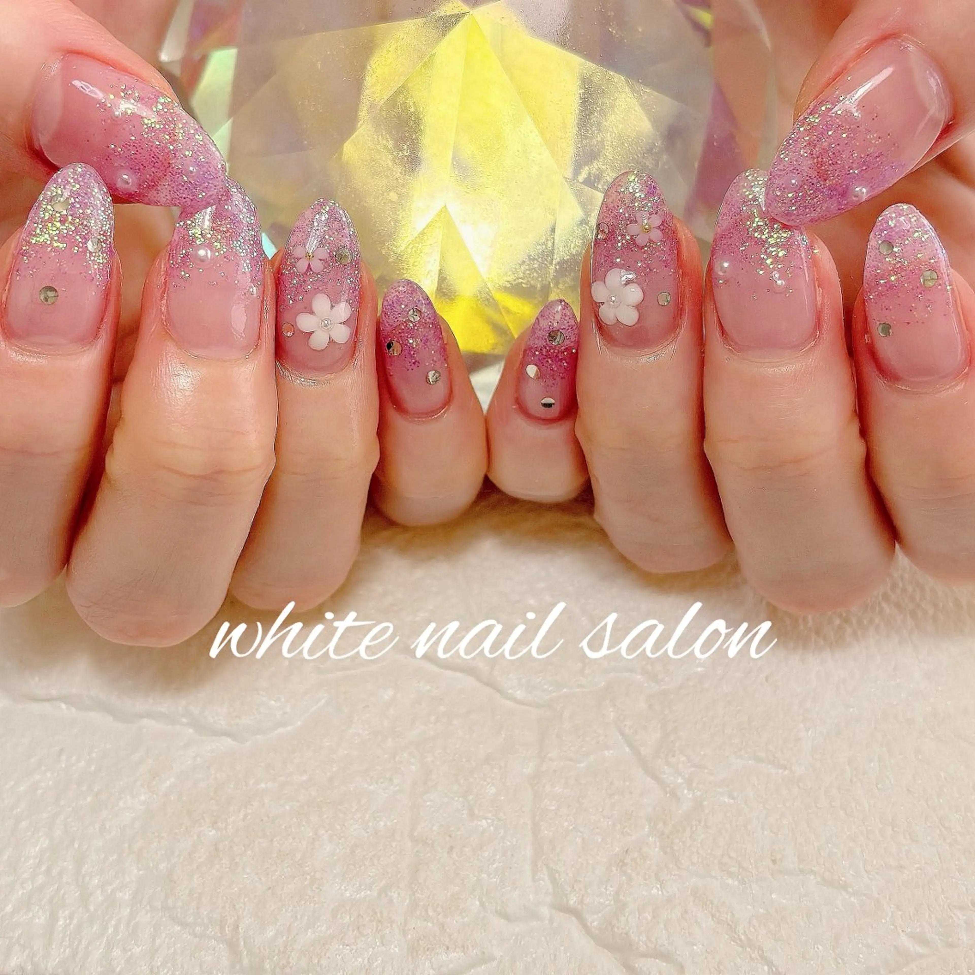 ネイル ハンドネイル white nail salonのネイルデザイン