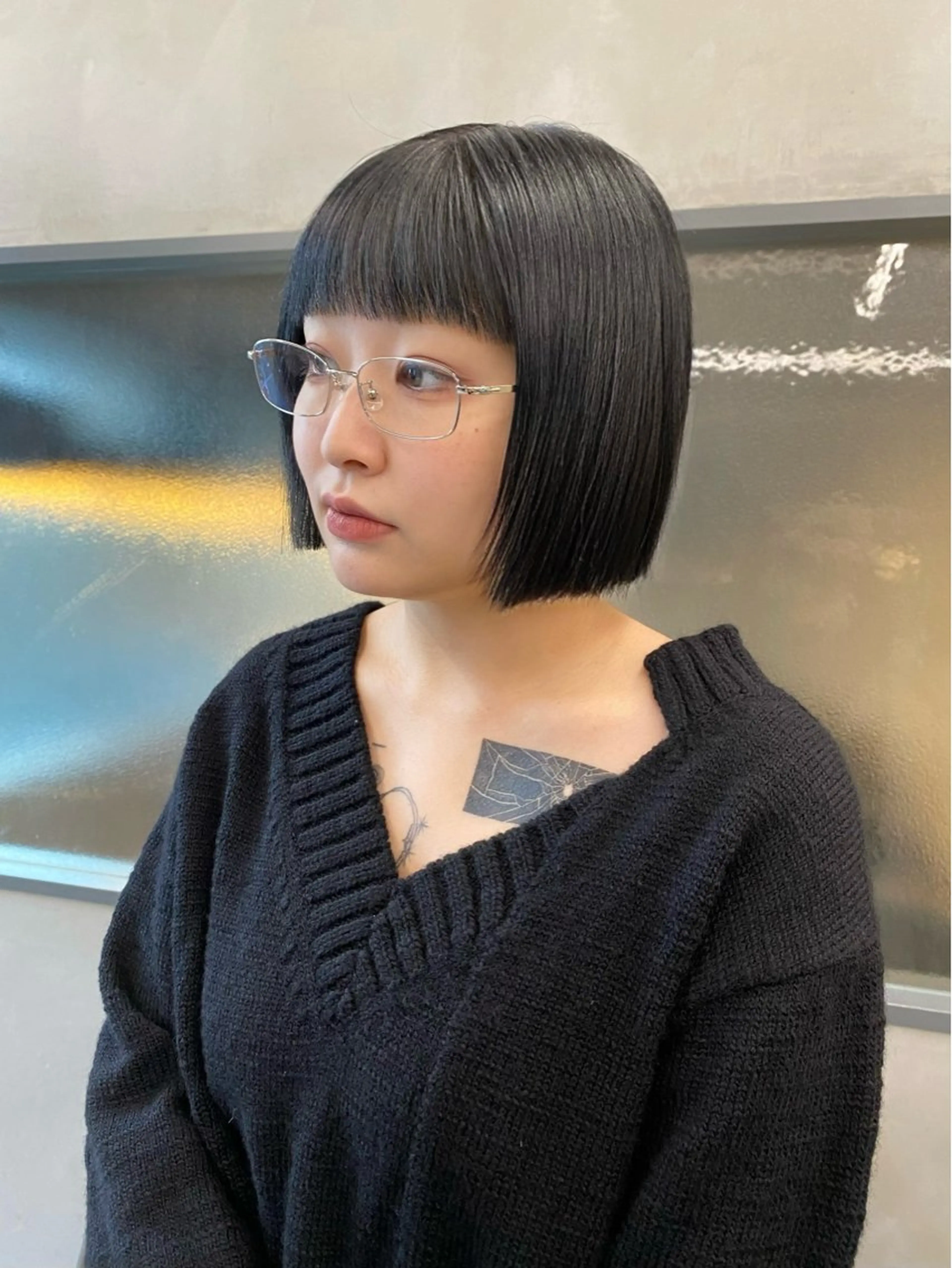 ミディアム カラー ヘアアレンジ 黒髪 mina 🌷のヘアスタイル