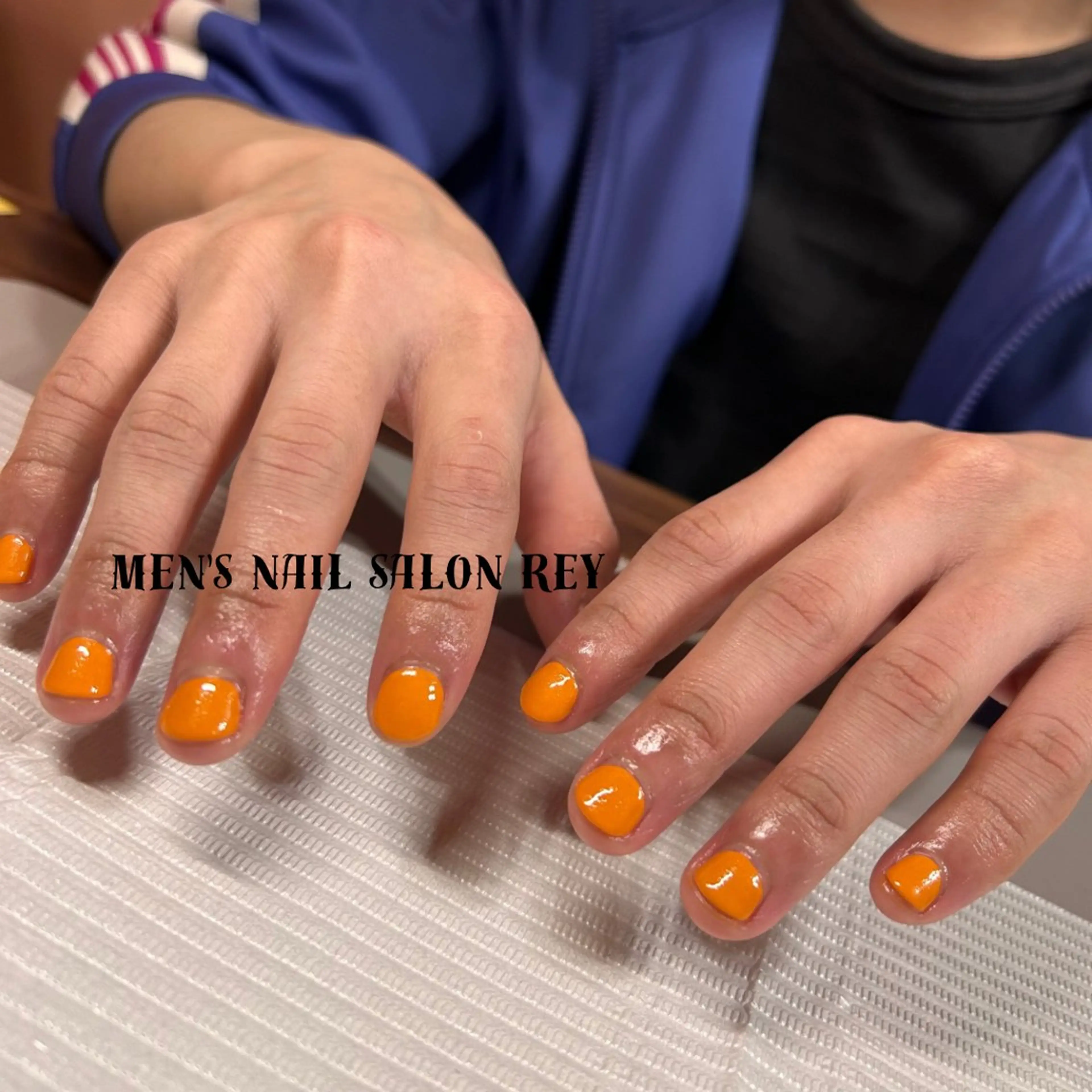 ワントーンで決める指先、カラーで差をつける。【ジェル1カラー】の写真