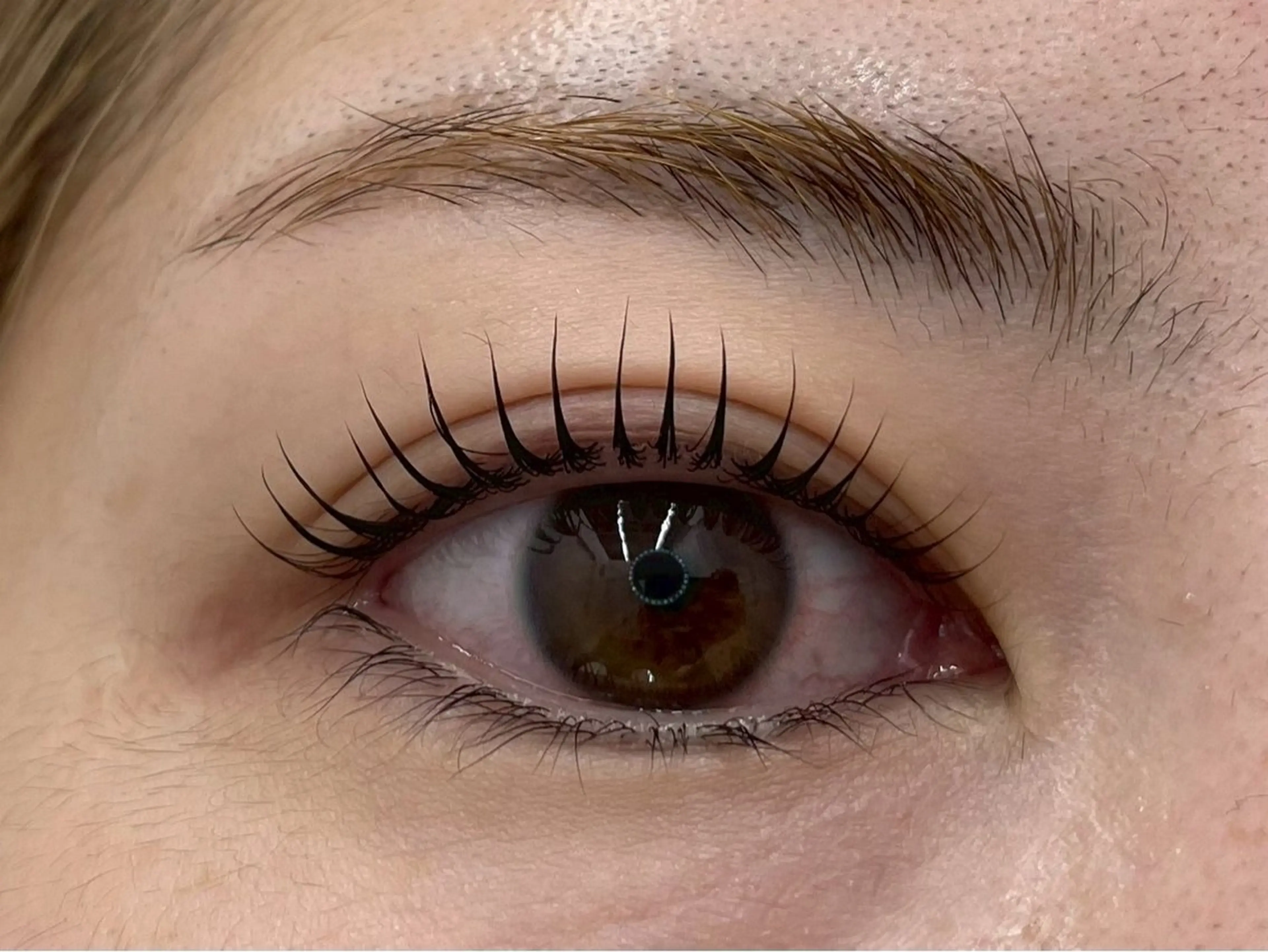 似合わせまつ毛パーマ（ケラチン入りコーティング仕上げ）の写真