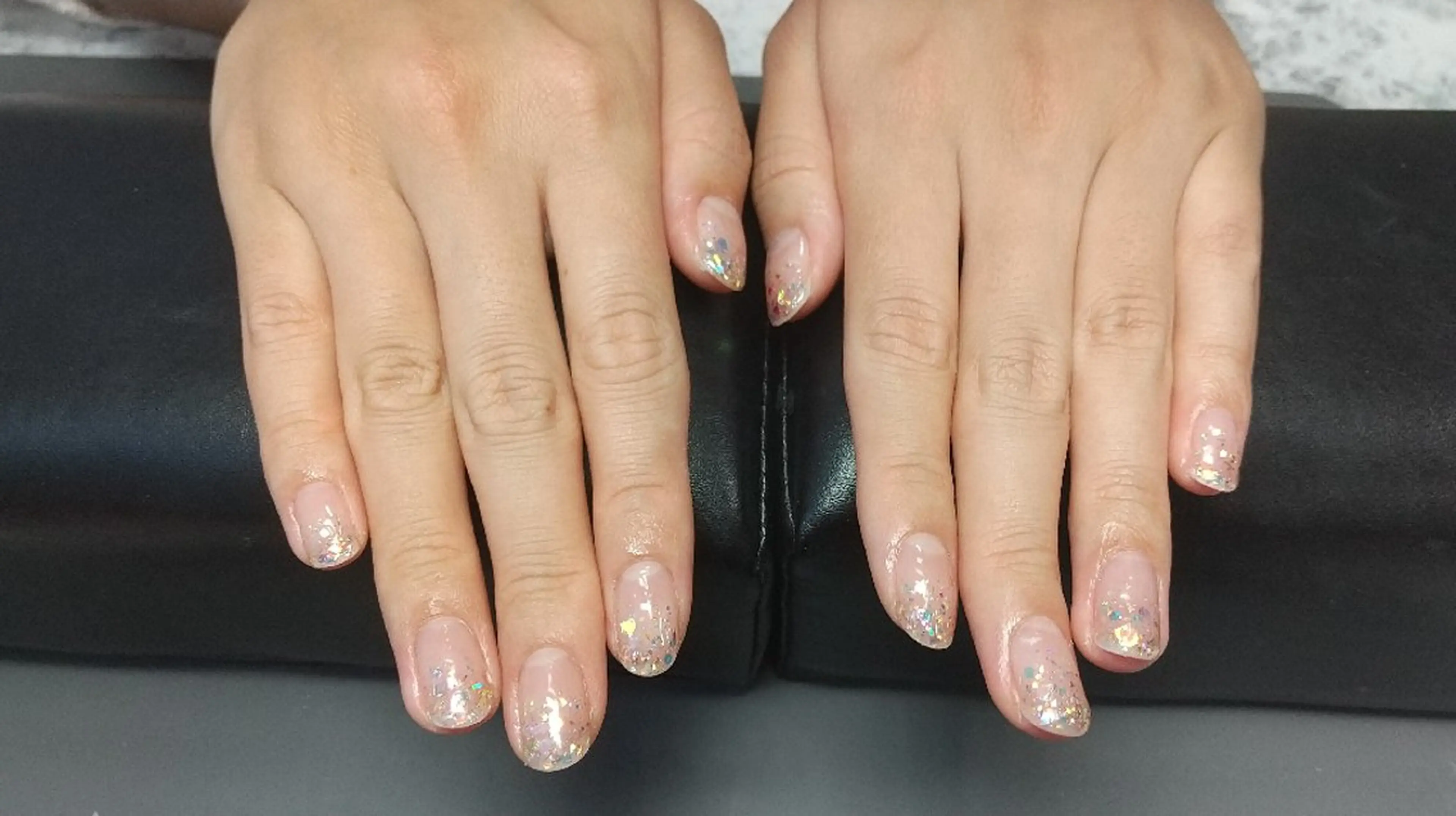 ネイル ラメ(グリッター) ラメグラデーション Eyelash Nailsalon ales鶴川店所属・M Moritaのネイルデザイン