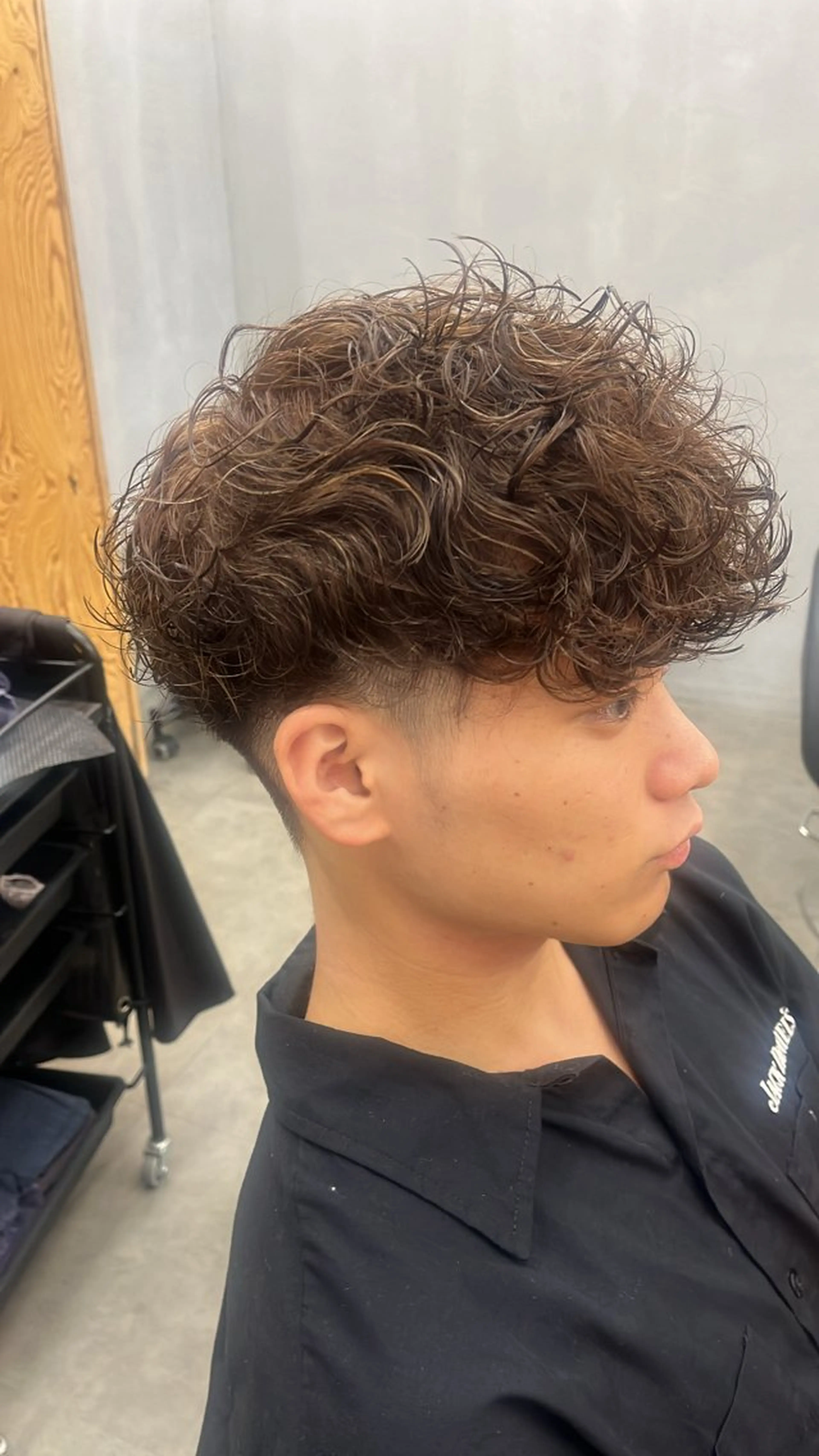 ショート カラー パーマ メンズ スペインカール カット ヘアカラー パーマ トリートメント メンズ支持率NO.1 マサキのヘアスタイル