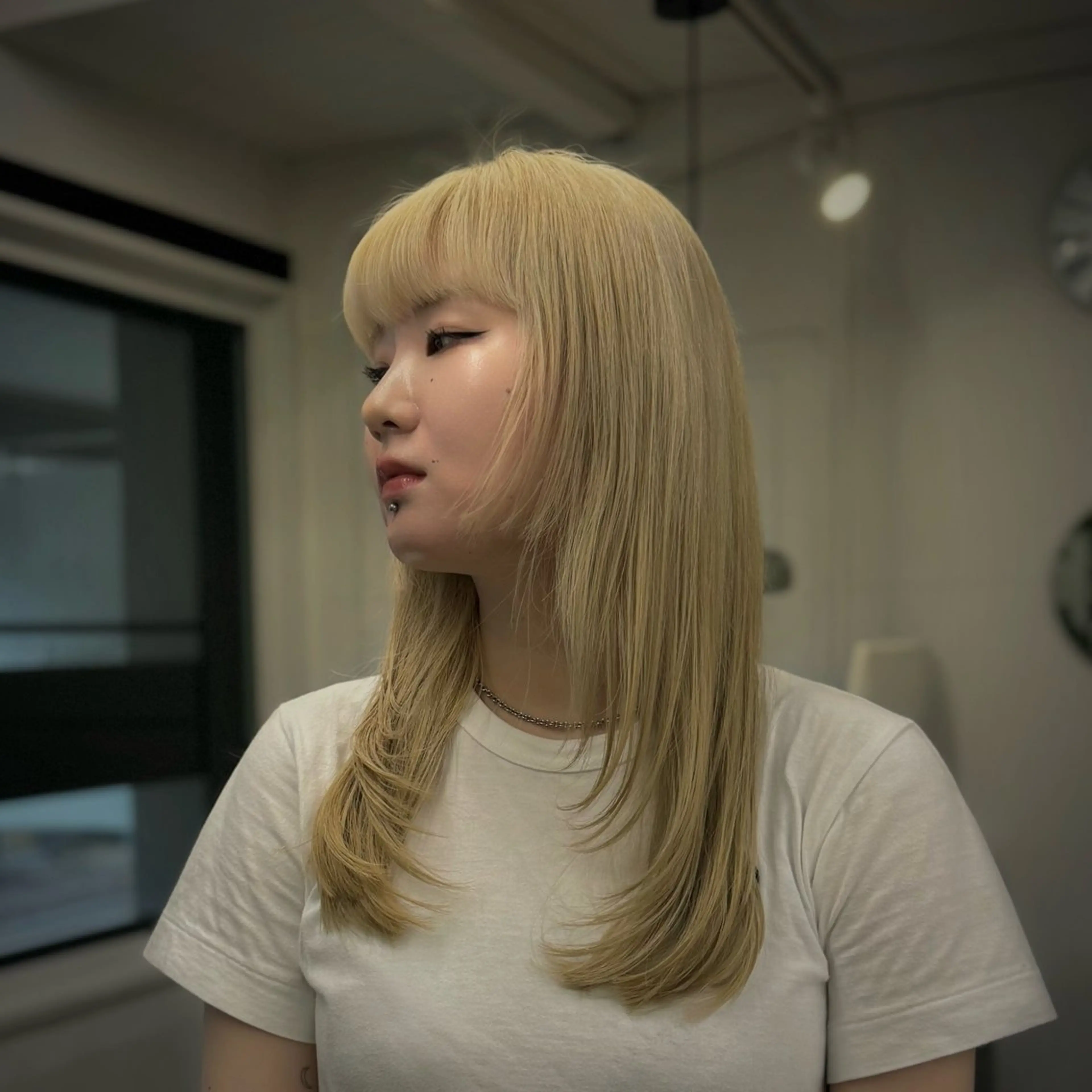 ロング INORI|レイヤー |ハッシュカットのヘアスタイル