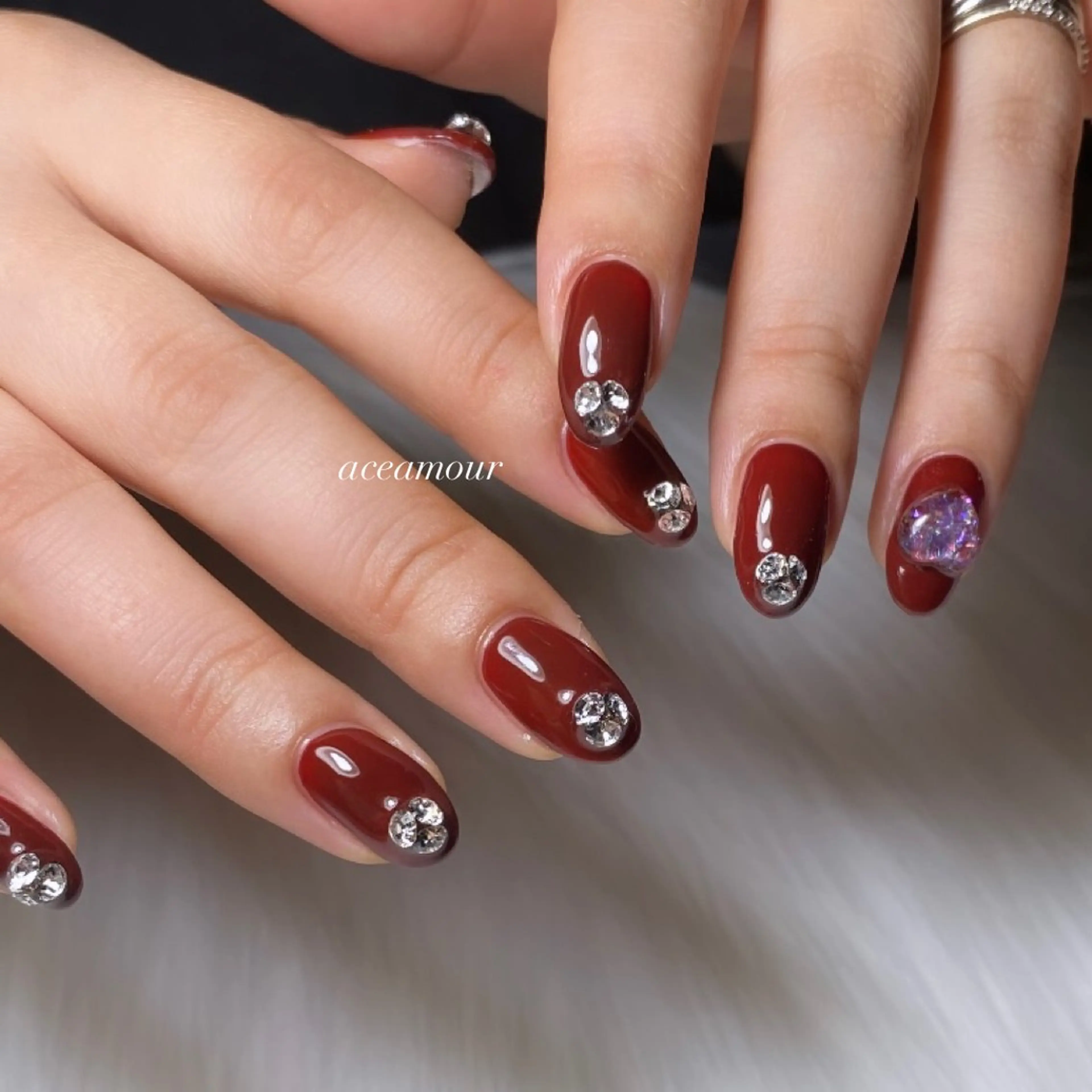 ネイル キラキラネイル ネイル/耳つぼ /新ホワイトニングのネイルデザイン