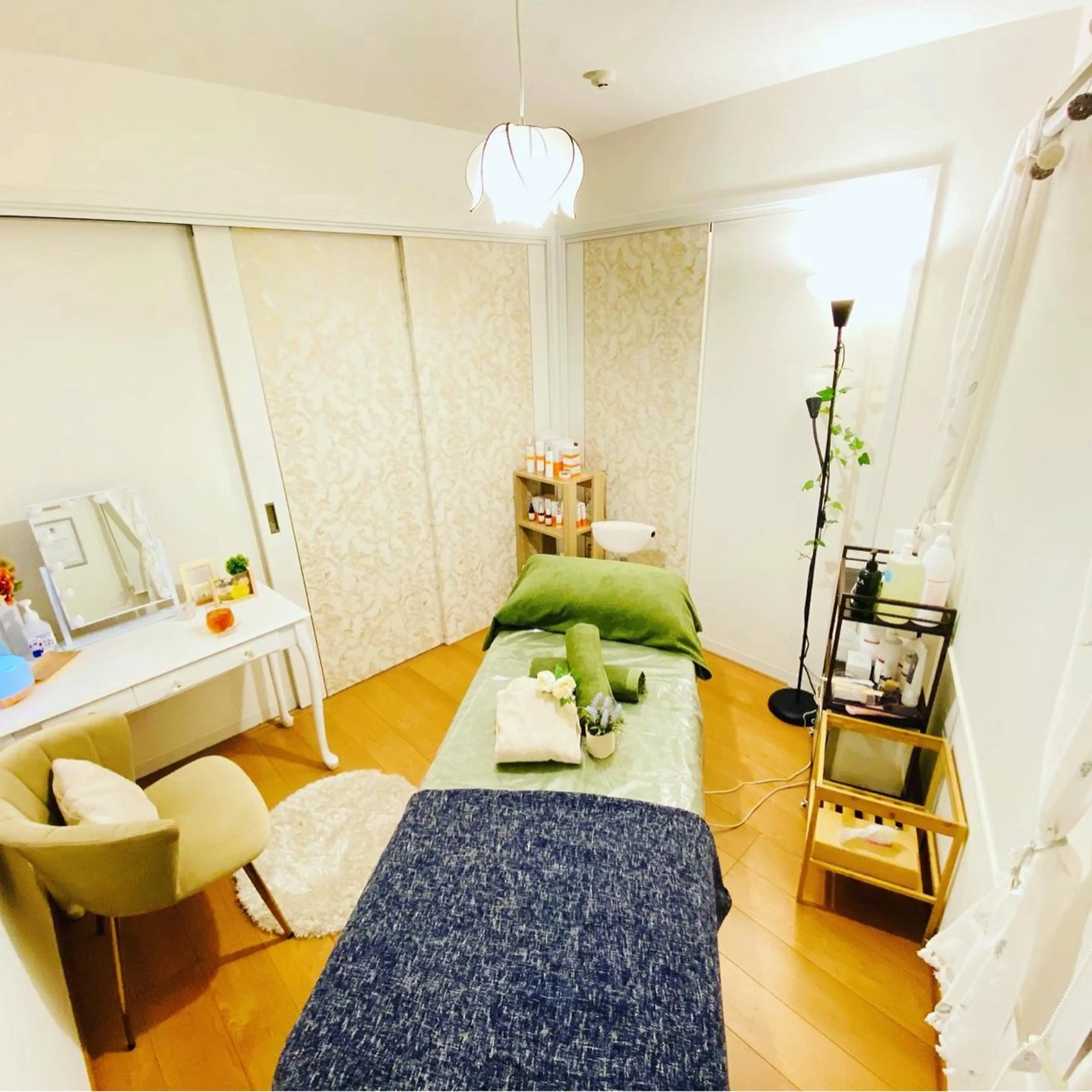 小顔サロンラヴィ　　船橋馬込沢店所属・小顔サロンラヴィ 船橋のエステ・リラクイメージ