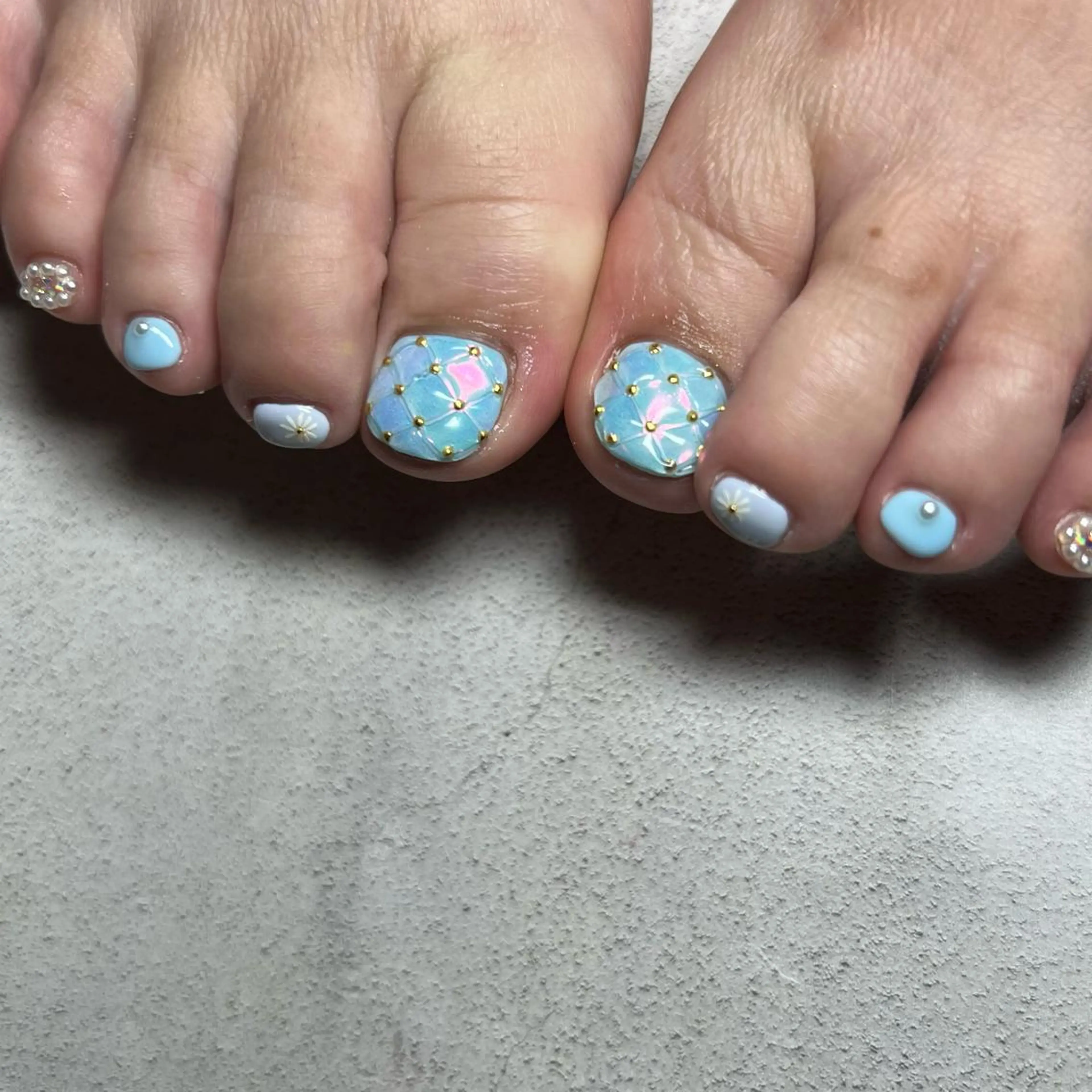 ネイル 𝐫𝐚𝐢 𝐧𝐚𝐢𝐥の眉毛・アイブロウイメージ