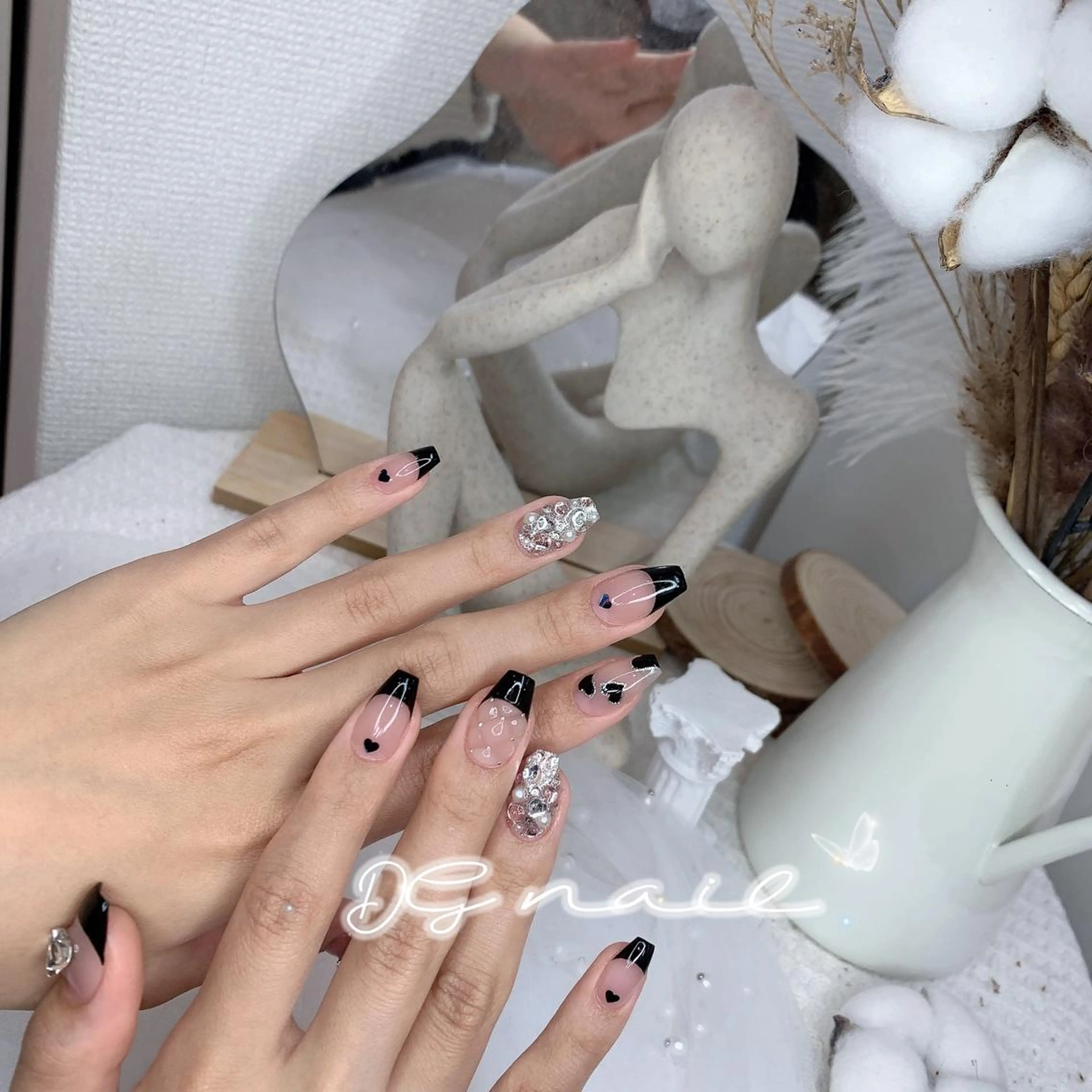 ネイル ハート ハンドネイル DG nailsalon所属・DG nailのネイルデザイン