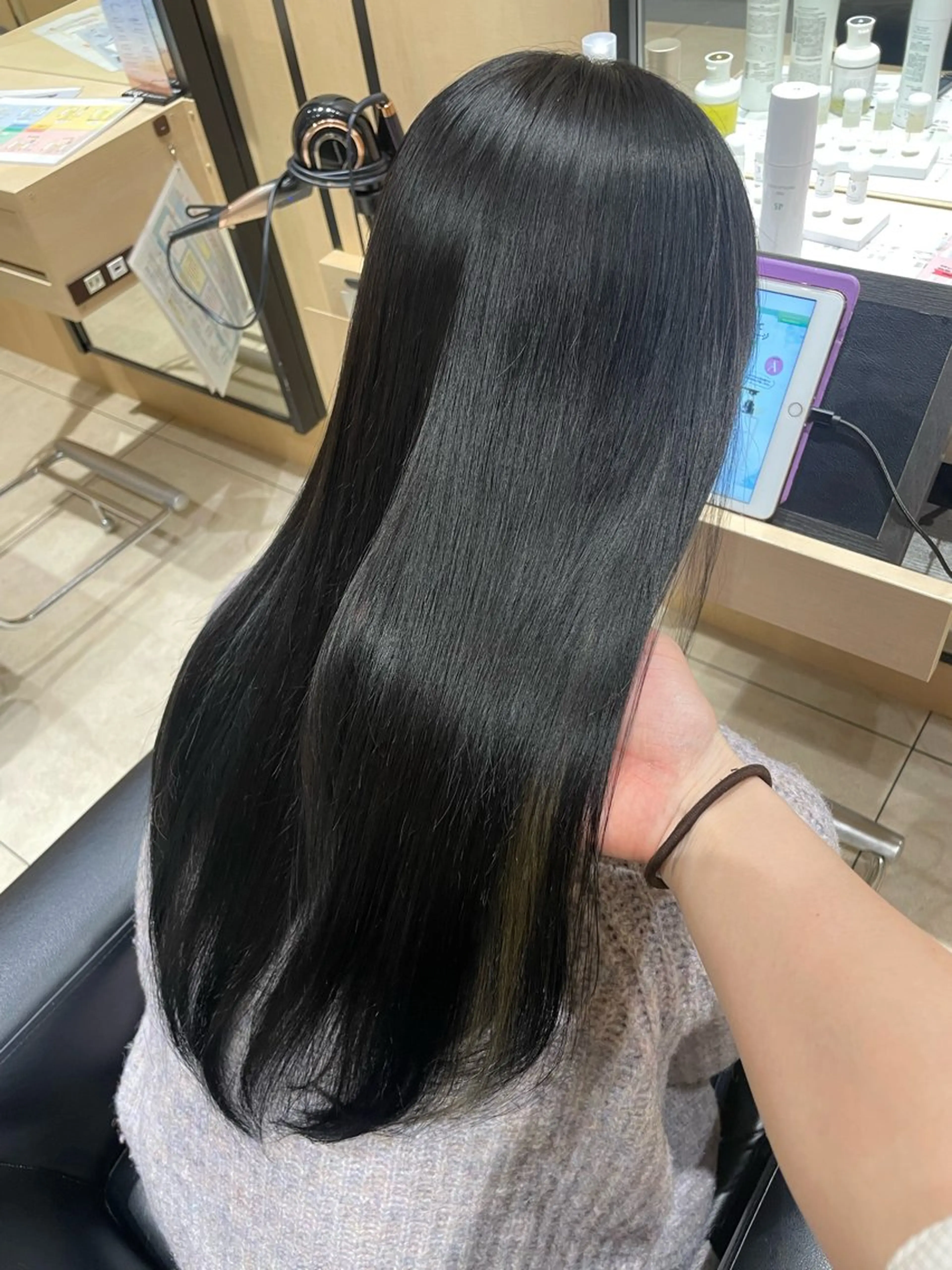 ロング カラー ヘアアレンジ ロング 8HAIR / MAYUのヘアスタイル