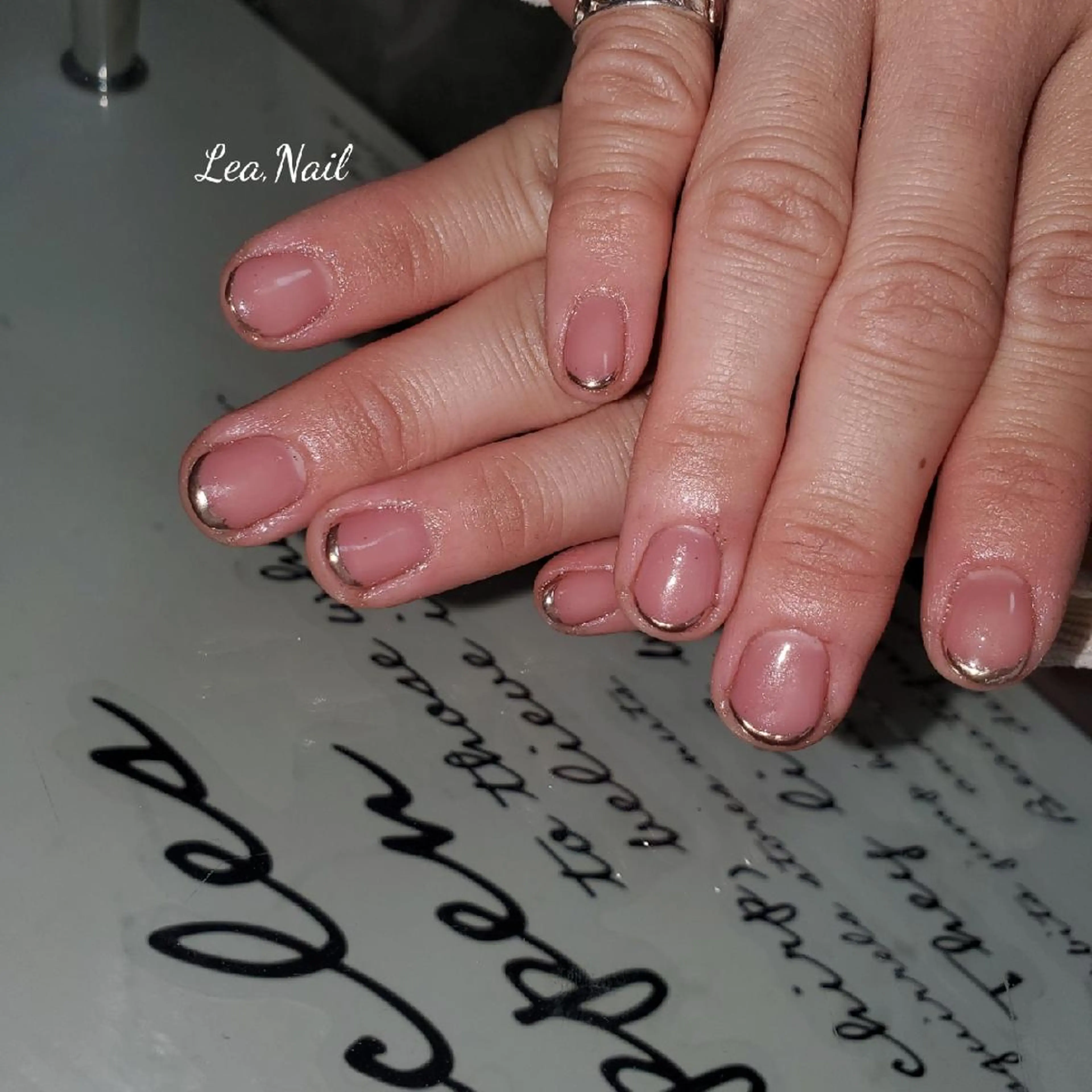 ネイル フレンチネイル ミラーネイル Lea,Nail所属・松橋 愛のネイルデザイン