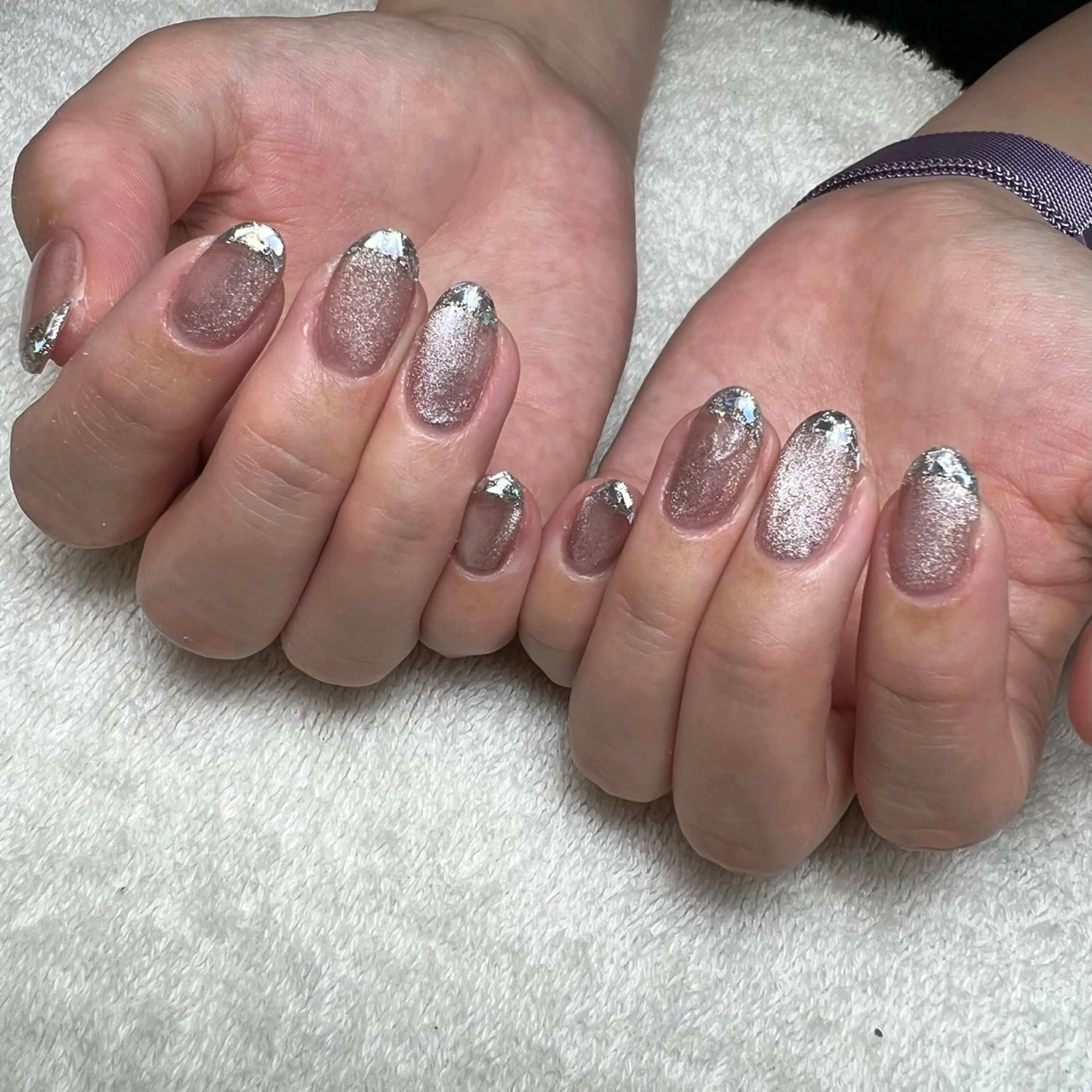 ネイル フレンチネイル ガラスフレンチ キラキラネイル マグネットネイル ハンドネイル COCO+所属・COCO +のエステ・リラクイメージ