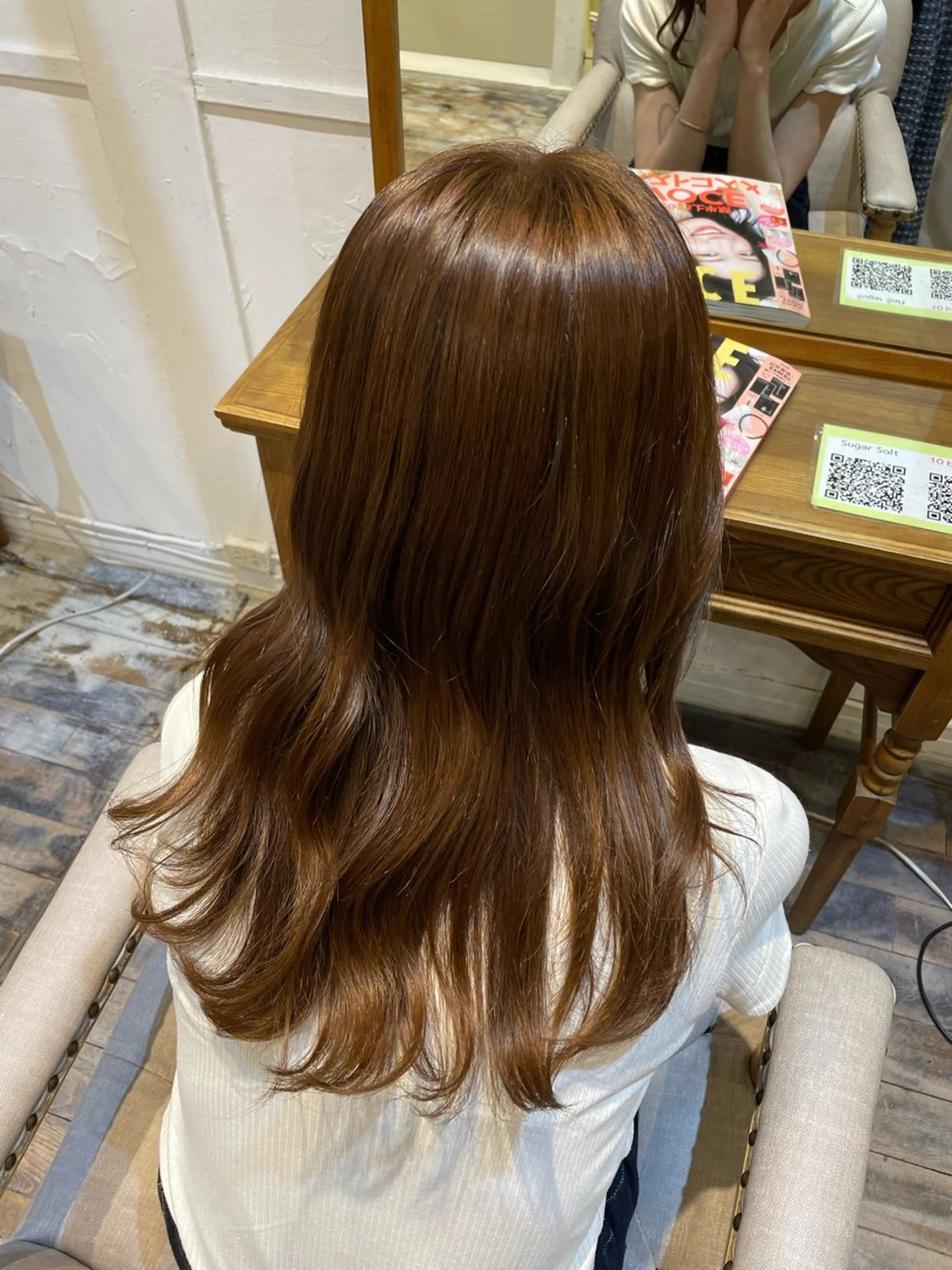 カラー shiomi H辻田 杏梨のヘアスタイル