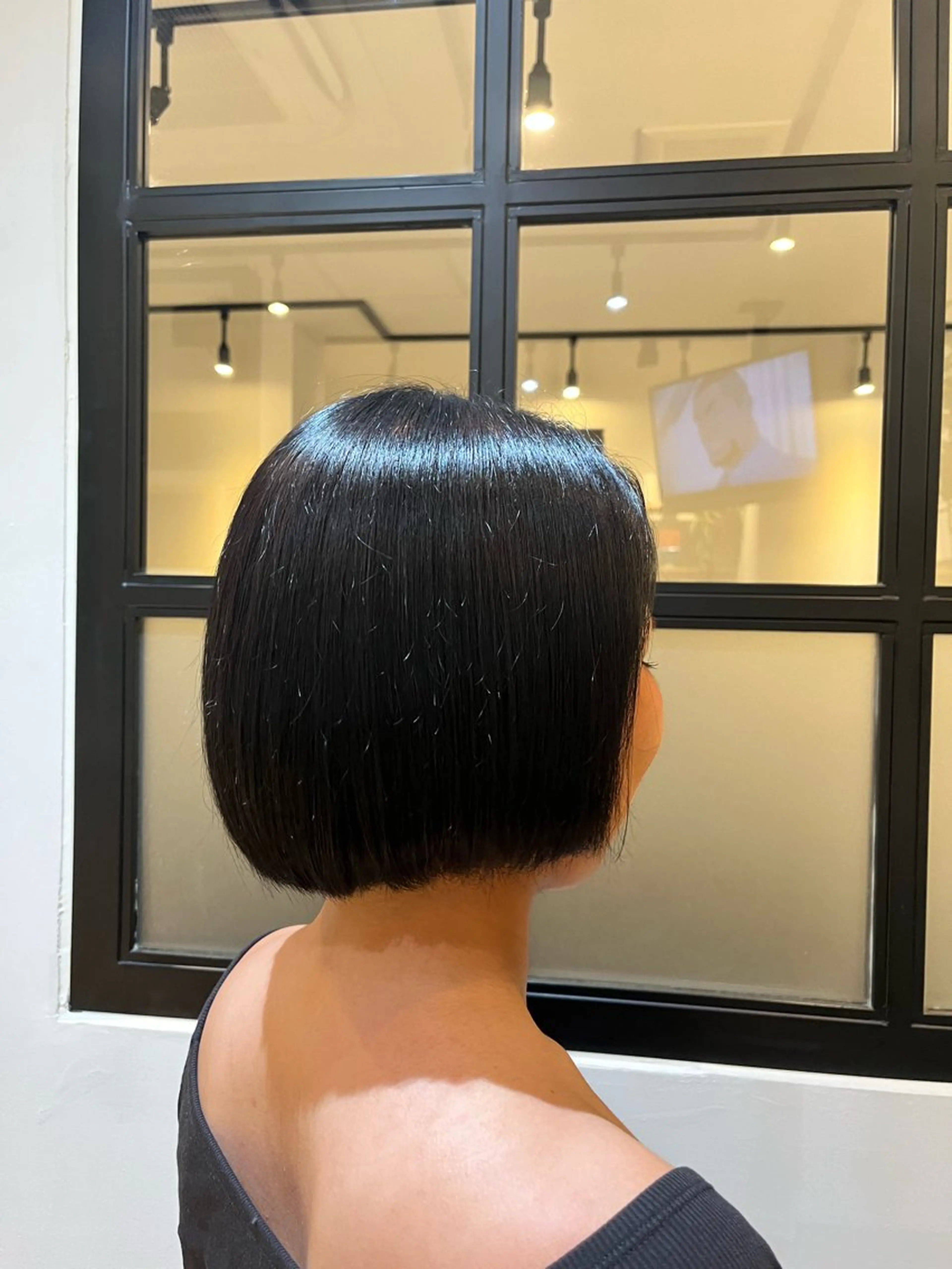 ショート ヘアカラー トリートメント Rika🎀 艶カラー🫧縮毛矯正のヘアスタイル